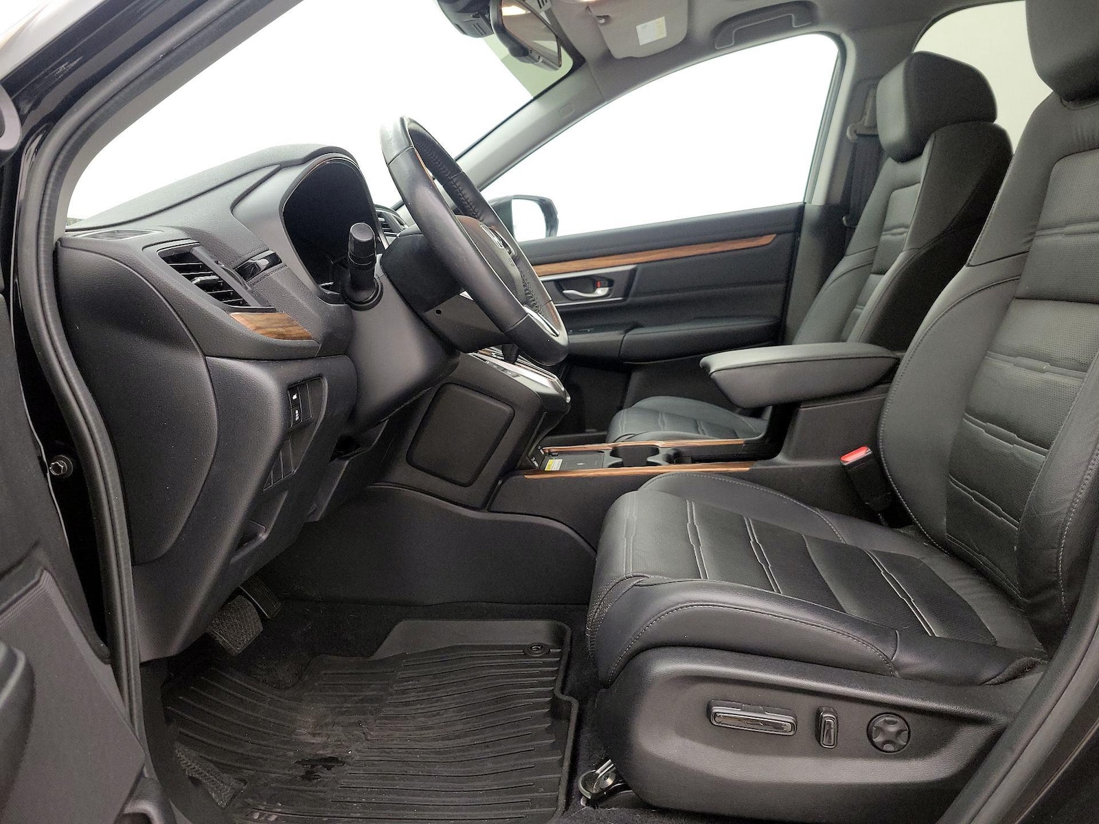 2022 Honda CR-V Touring - Photo 12