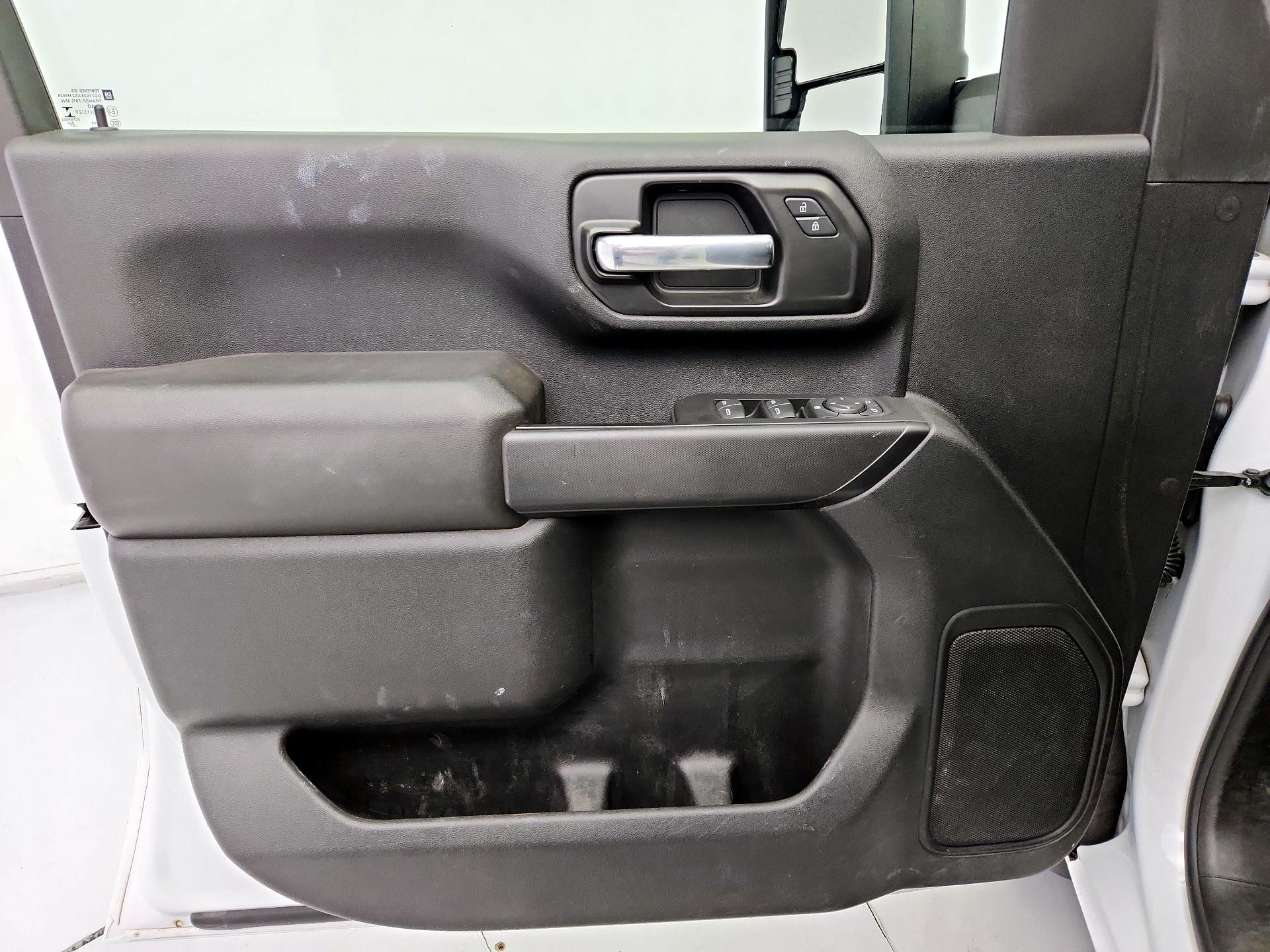 Thumbnail: 2021 GMC Sierra 2500 - 12