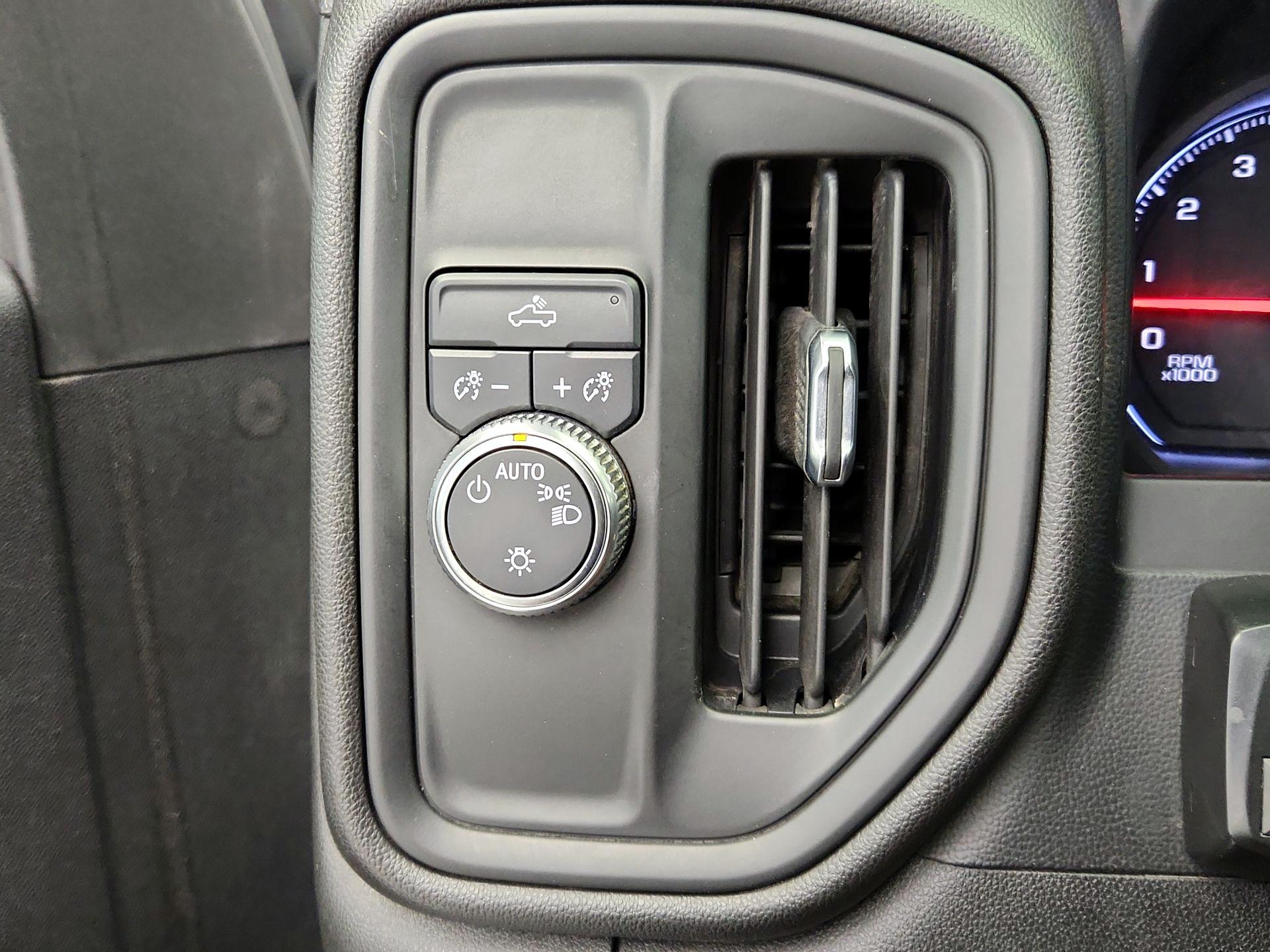 Thumbnail: 2021 GMC Sierra 2500 - 13