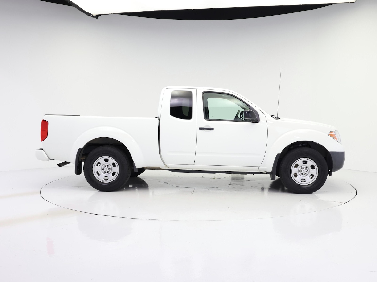 2021 Nissan Frontier S - Photo 8