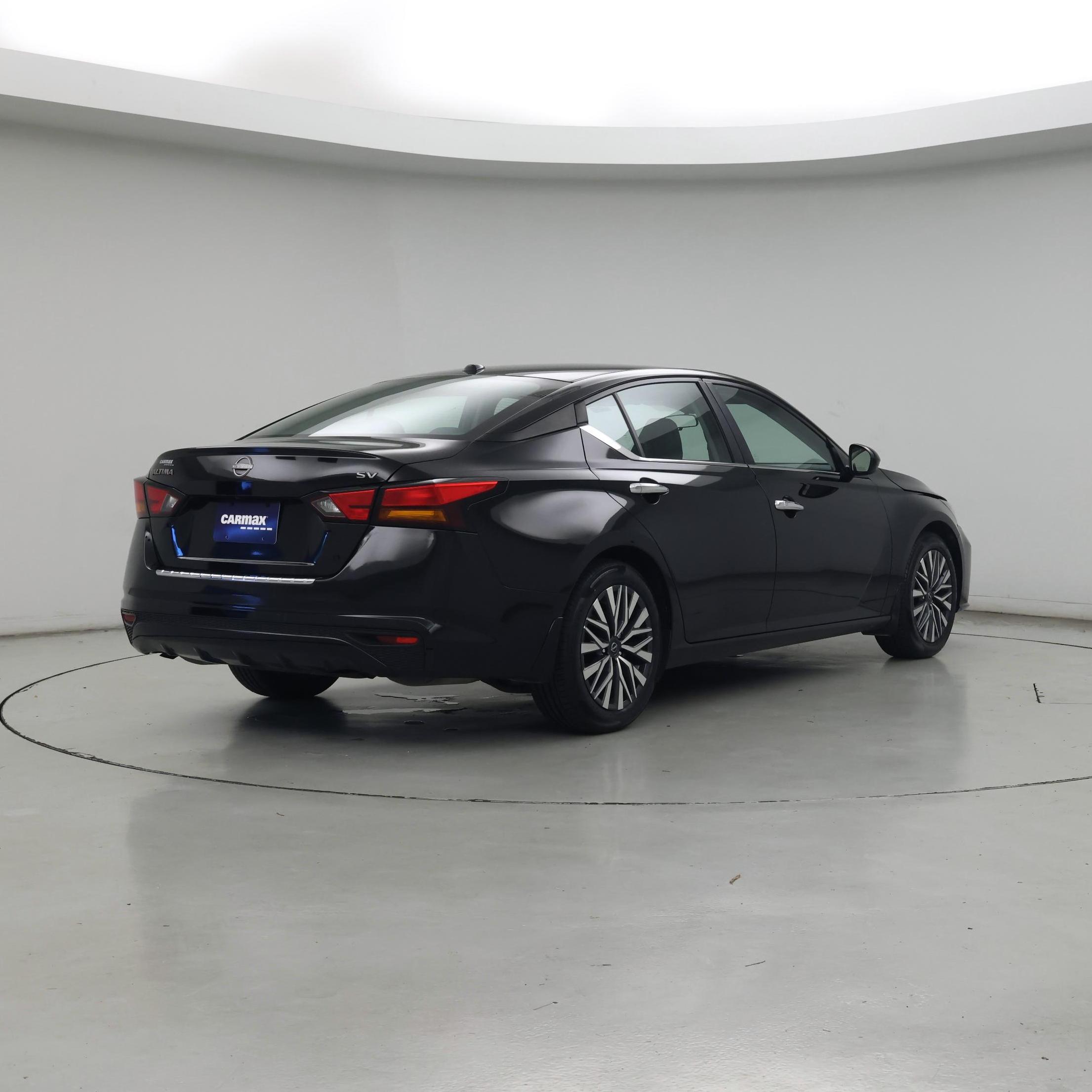 Thumbnail: 2023 Nissan Altima - 8