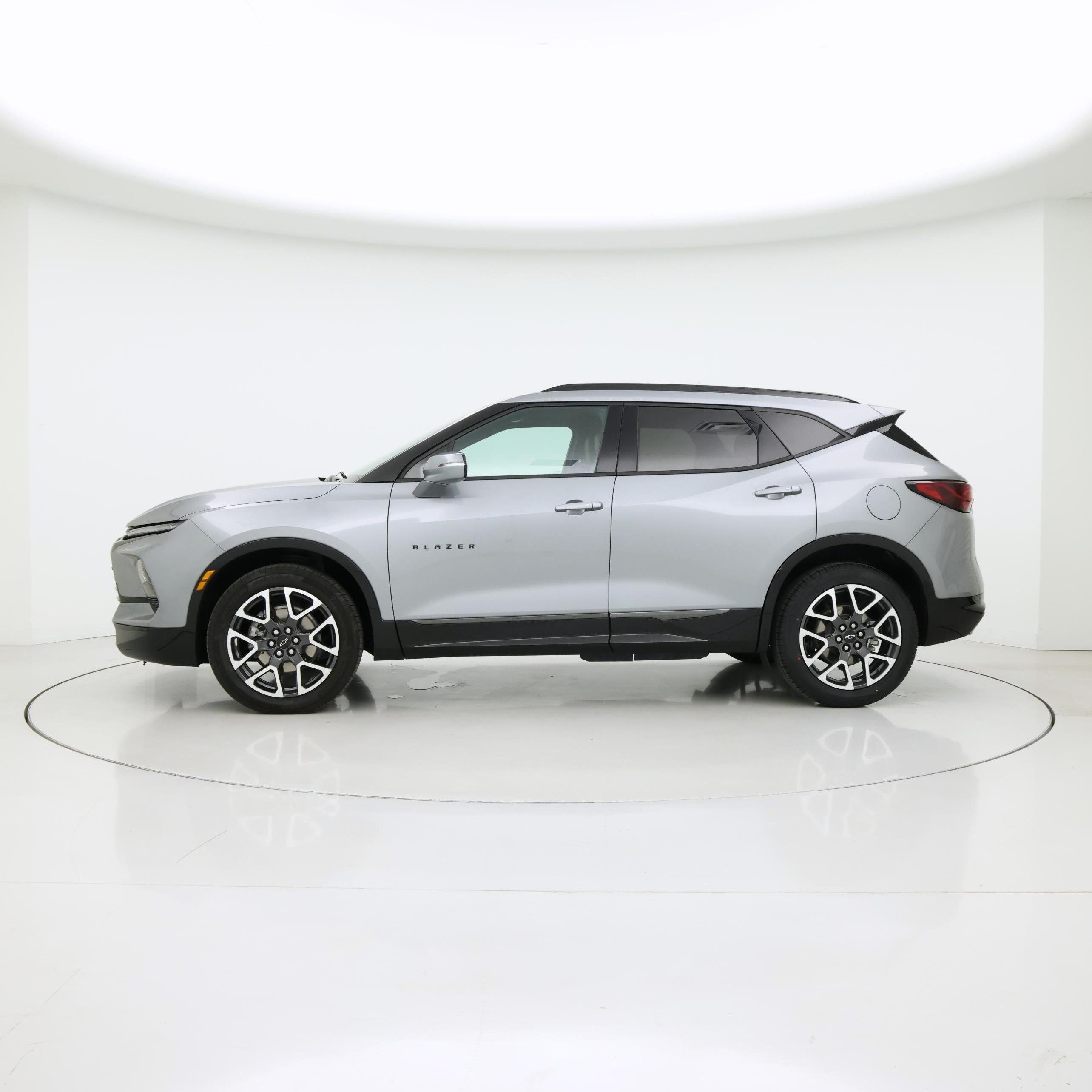 Thumbnail: 2025 Chevrolet Blazer - 3