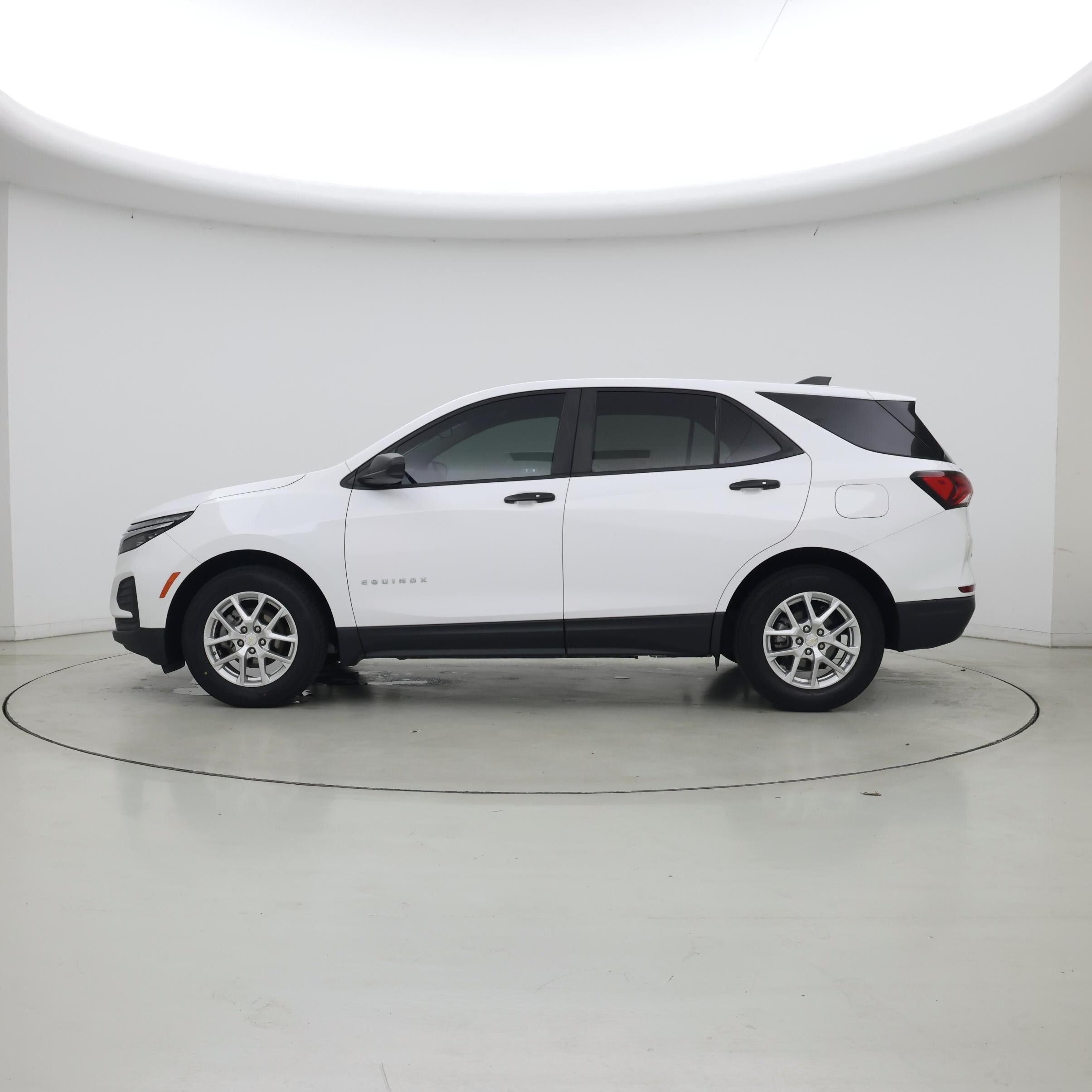 Thumbnail: 2024 Chevrolet Equinox - 3
