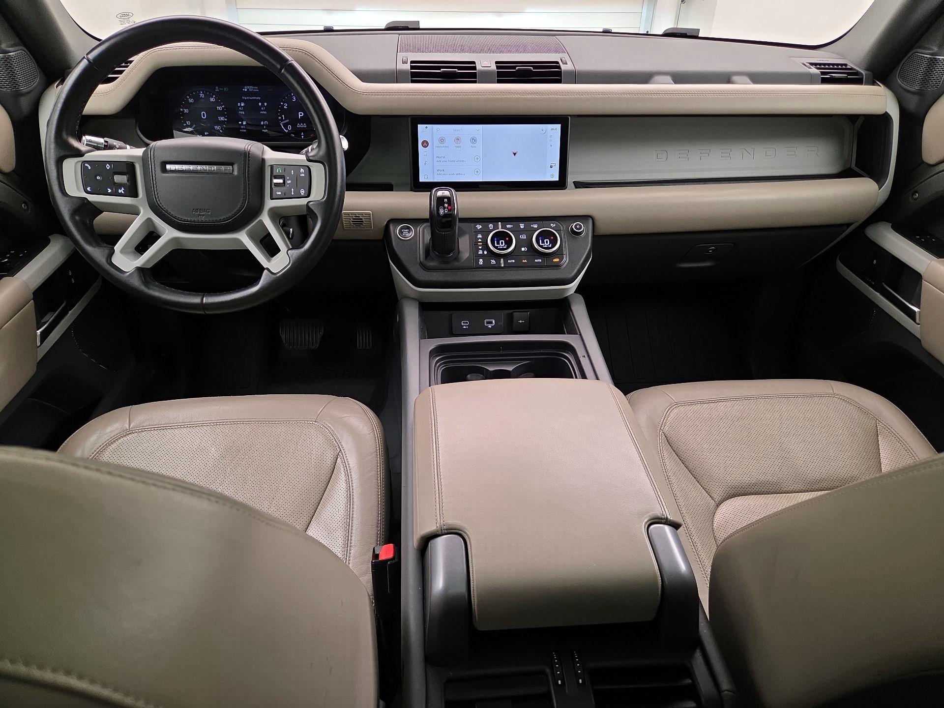 Thumbnail: 2020 Land Rover Defender - 9