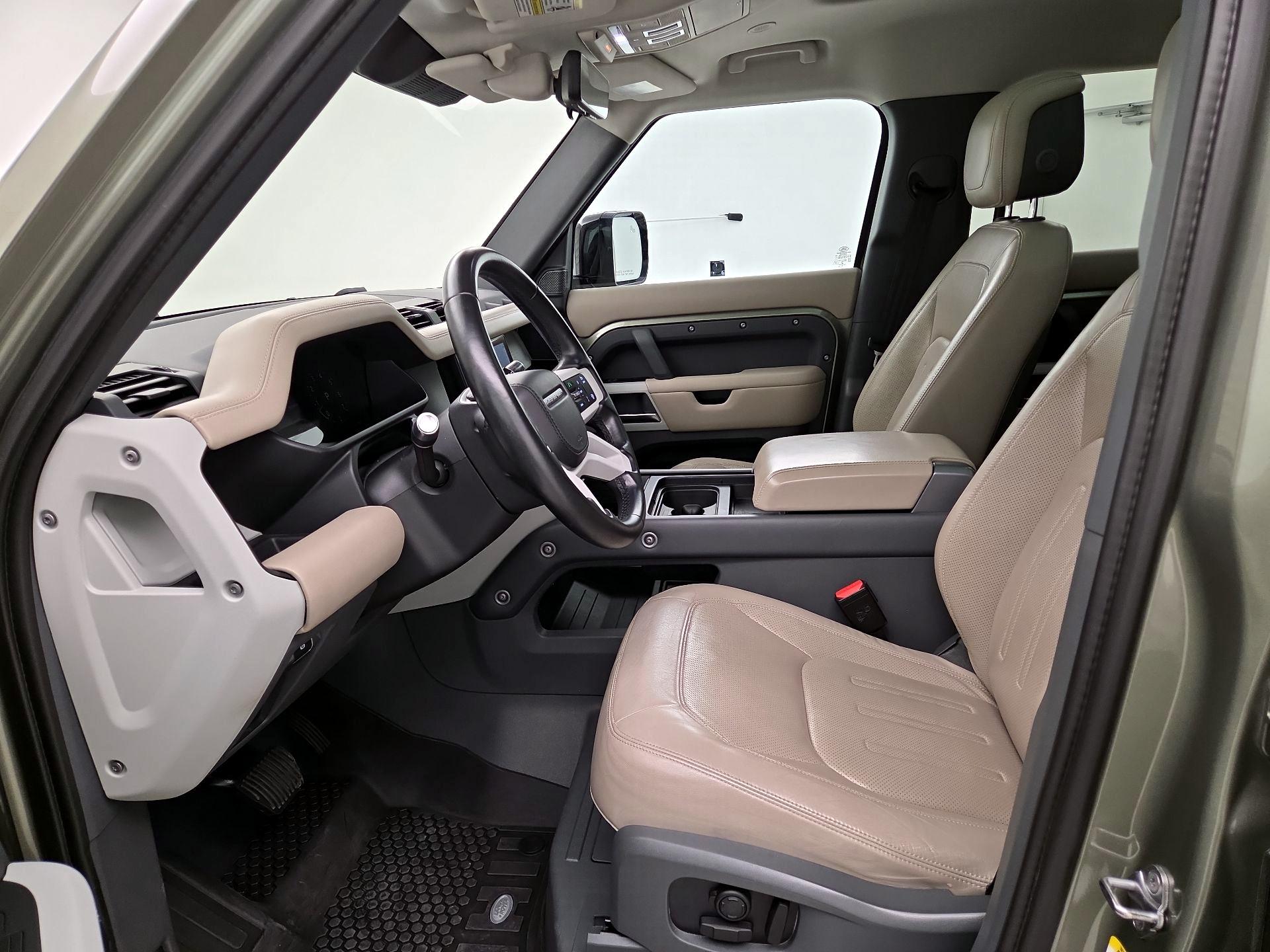 Thumbnail: 2020 Land Rover Defender - 11