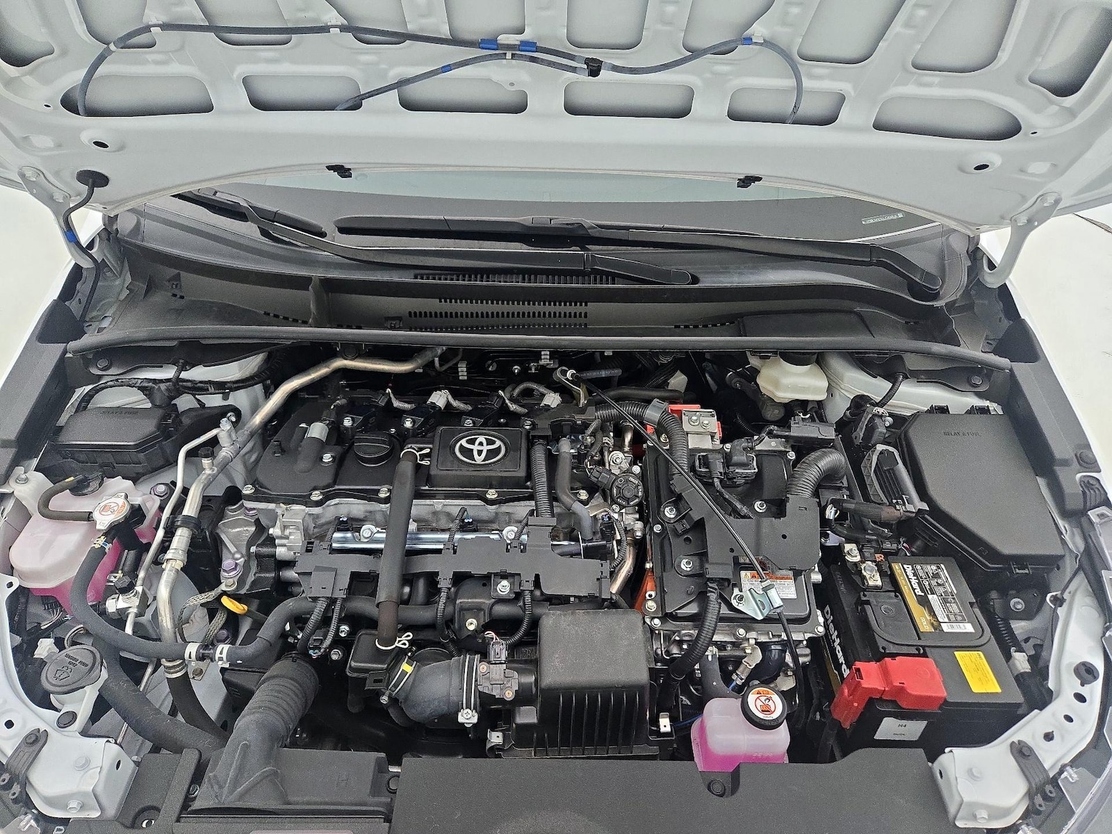 2025 Toyota Corolla LE - Photo 22