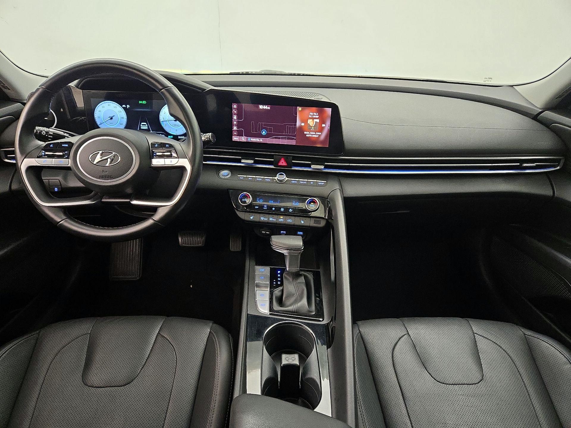 Thumbnail: 2023 Hyundai Elantra - 9