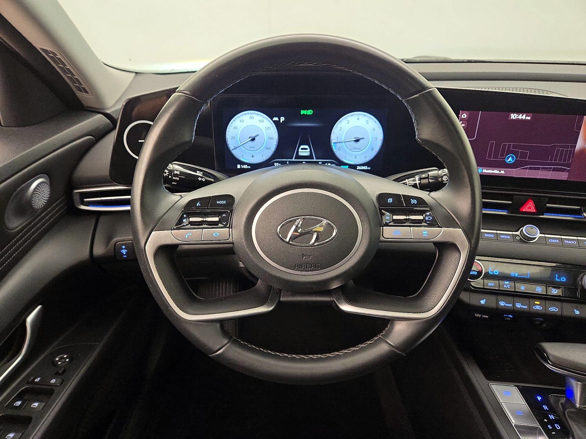 Thumbnail: 2023 Hyundai Elantra - 10