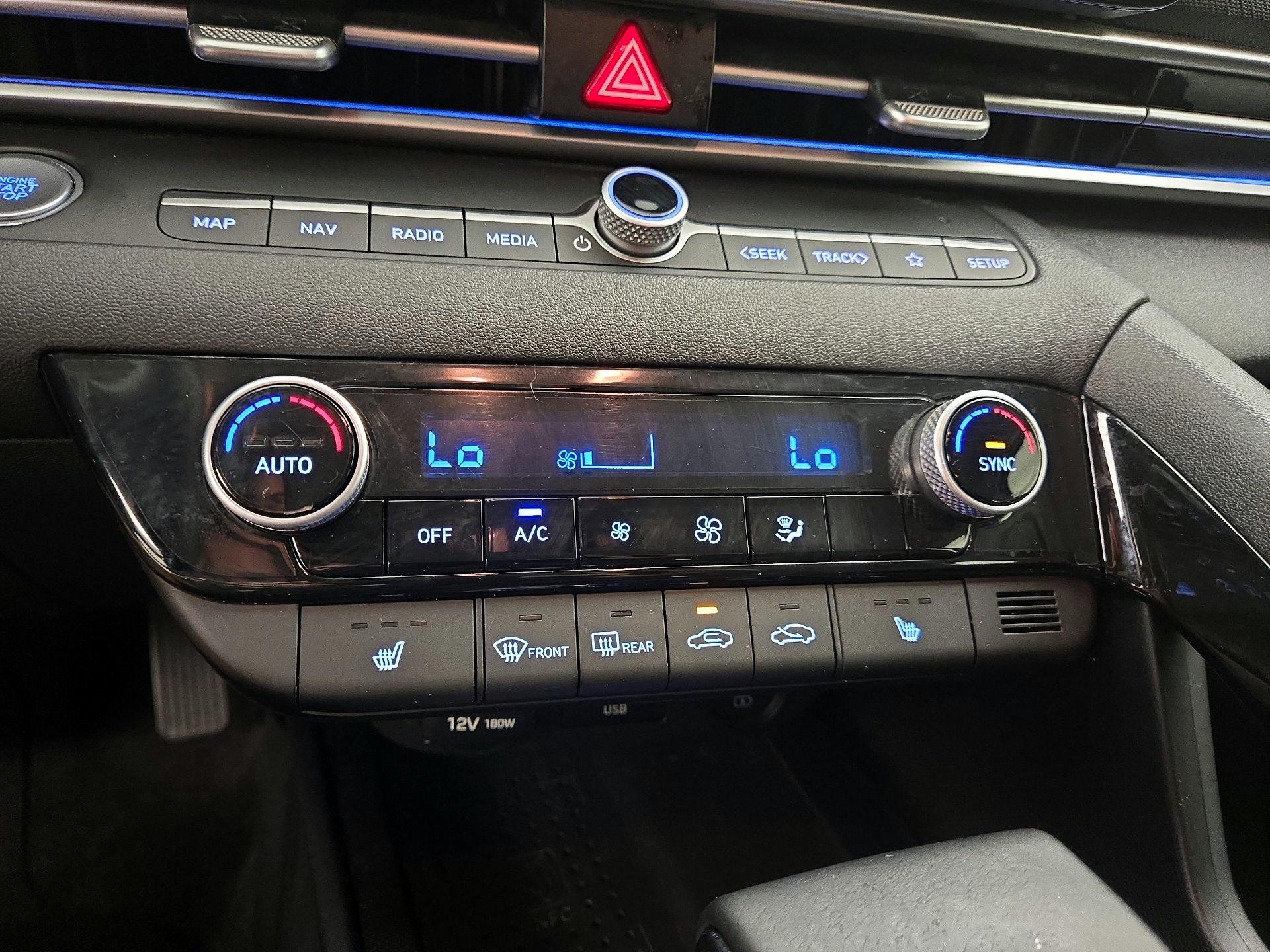 Thumbnail: 2023 Hyundai Elantra - 17