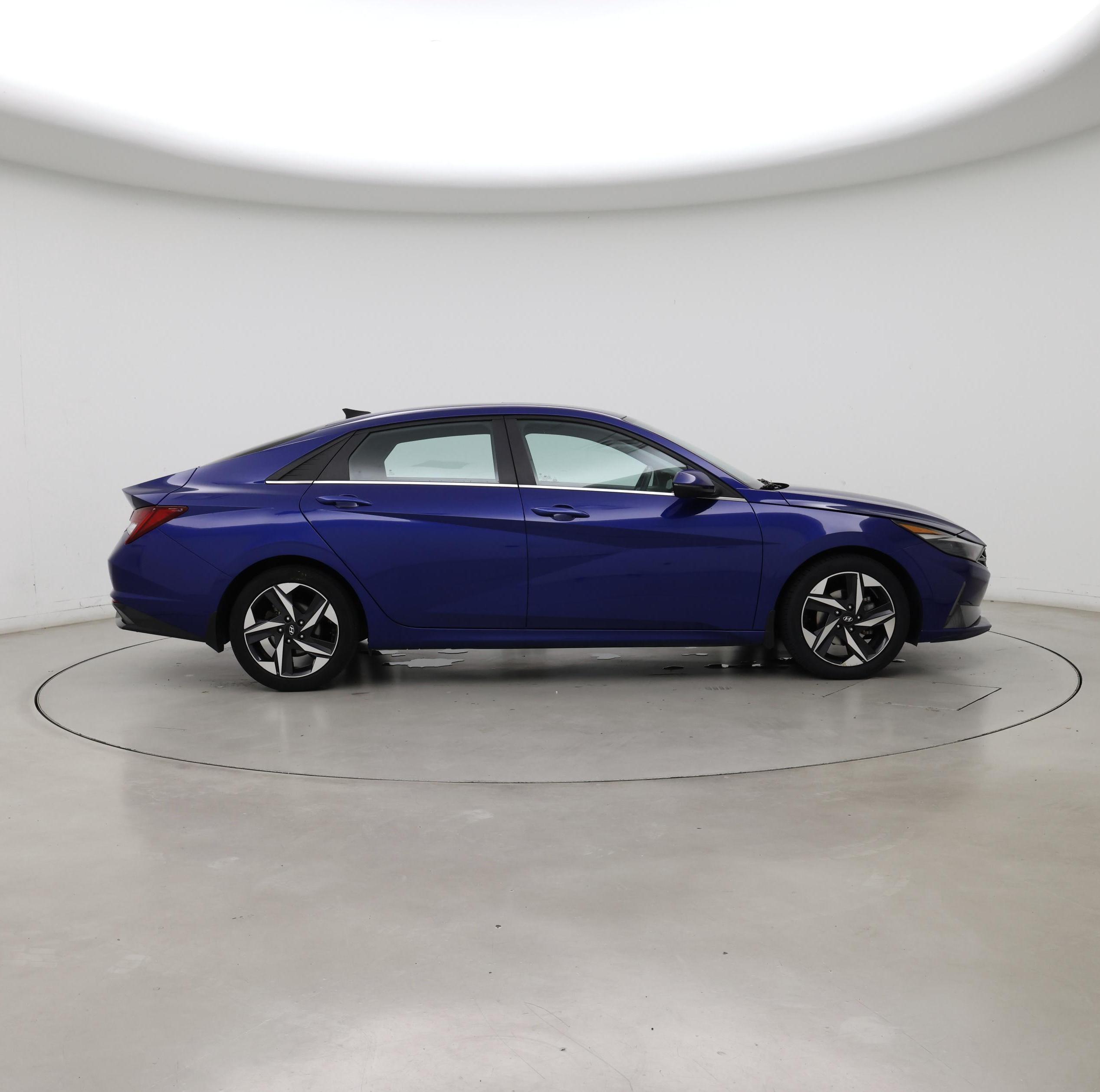 Thumbnail: 2023 Hyundai Elantra - 7
