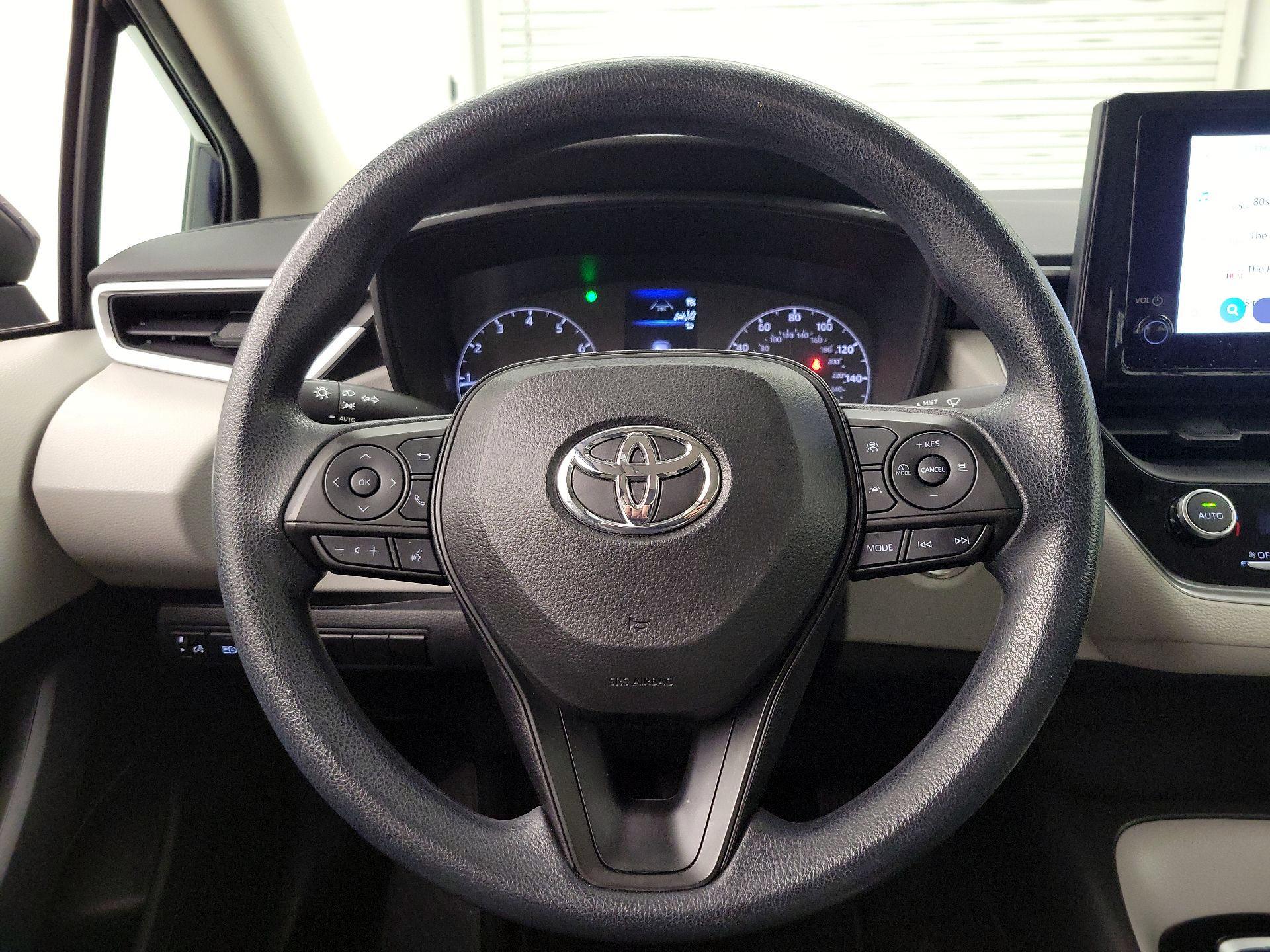 Thumbnail: 2023 Toyota Corolla - 10