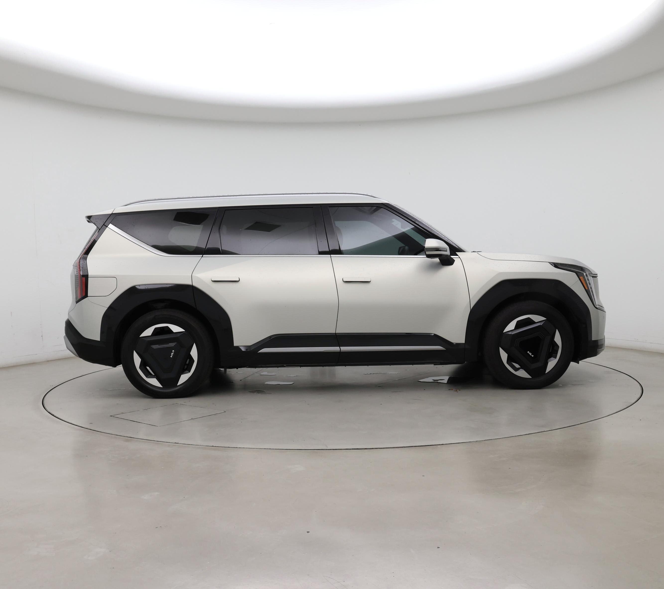 Thumbnail: 2024 Kia EV9 - 7