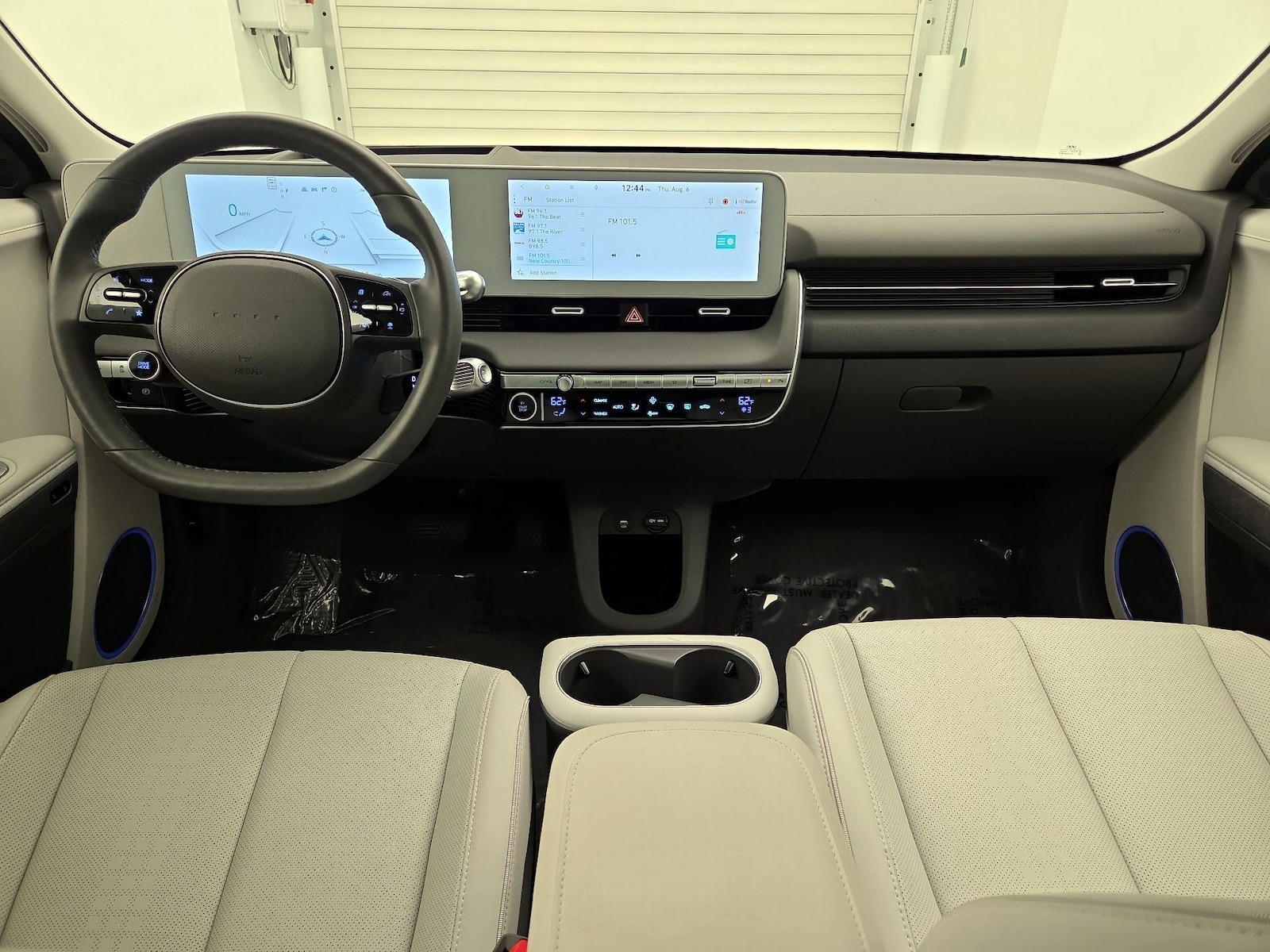 2024 Hyundai IONIQ 5 Limited - Photo 10