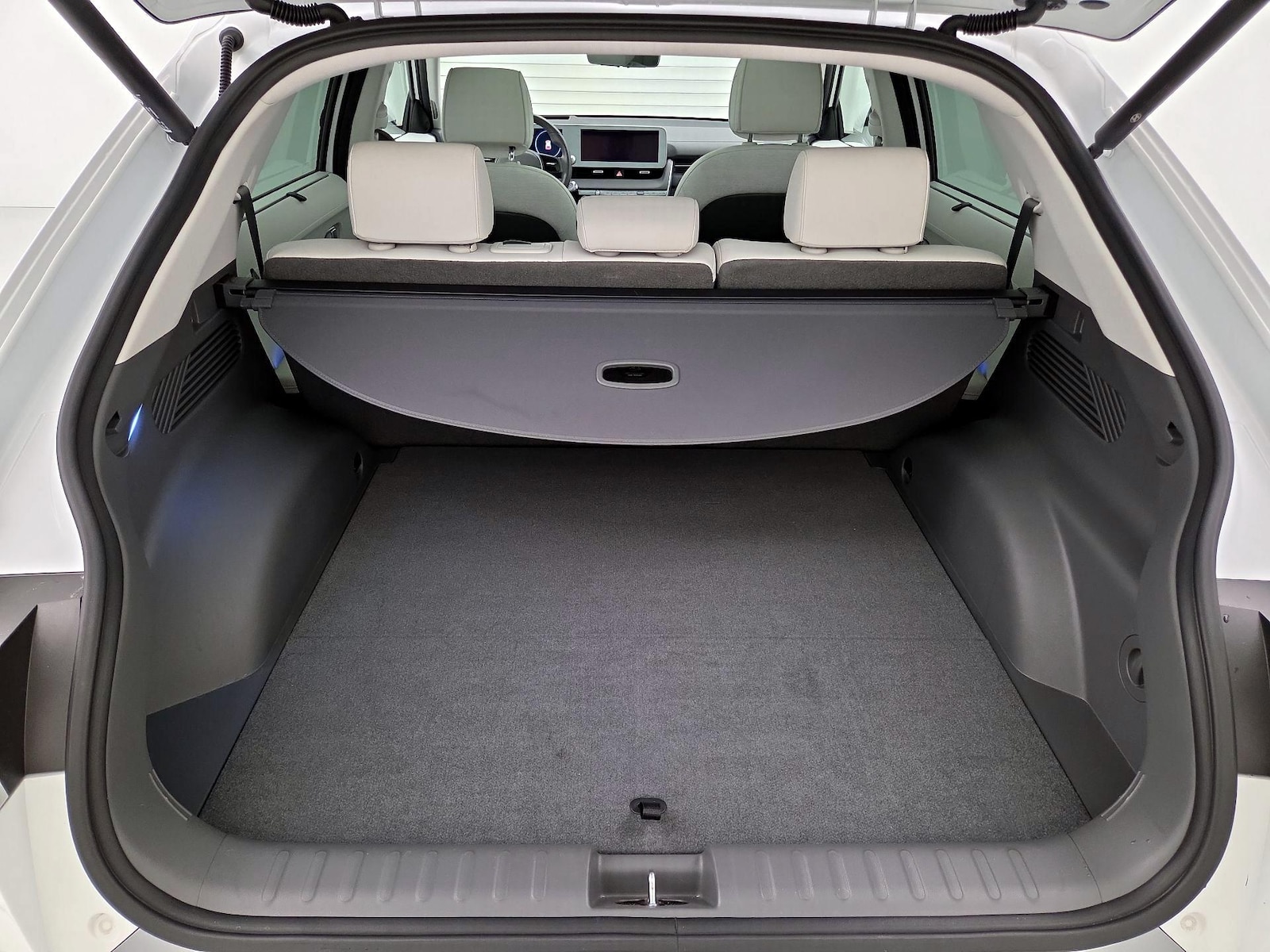 2024 Hyundai IONIQ 5 Limited - Photo 23