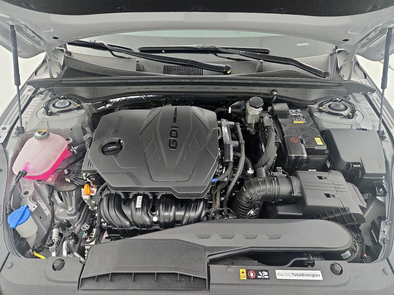 2025 Kia K5 GT-Line - Photo 23