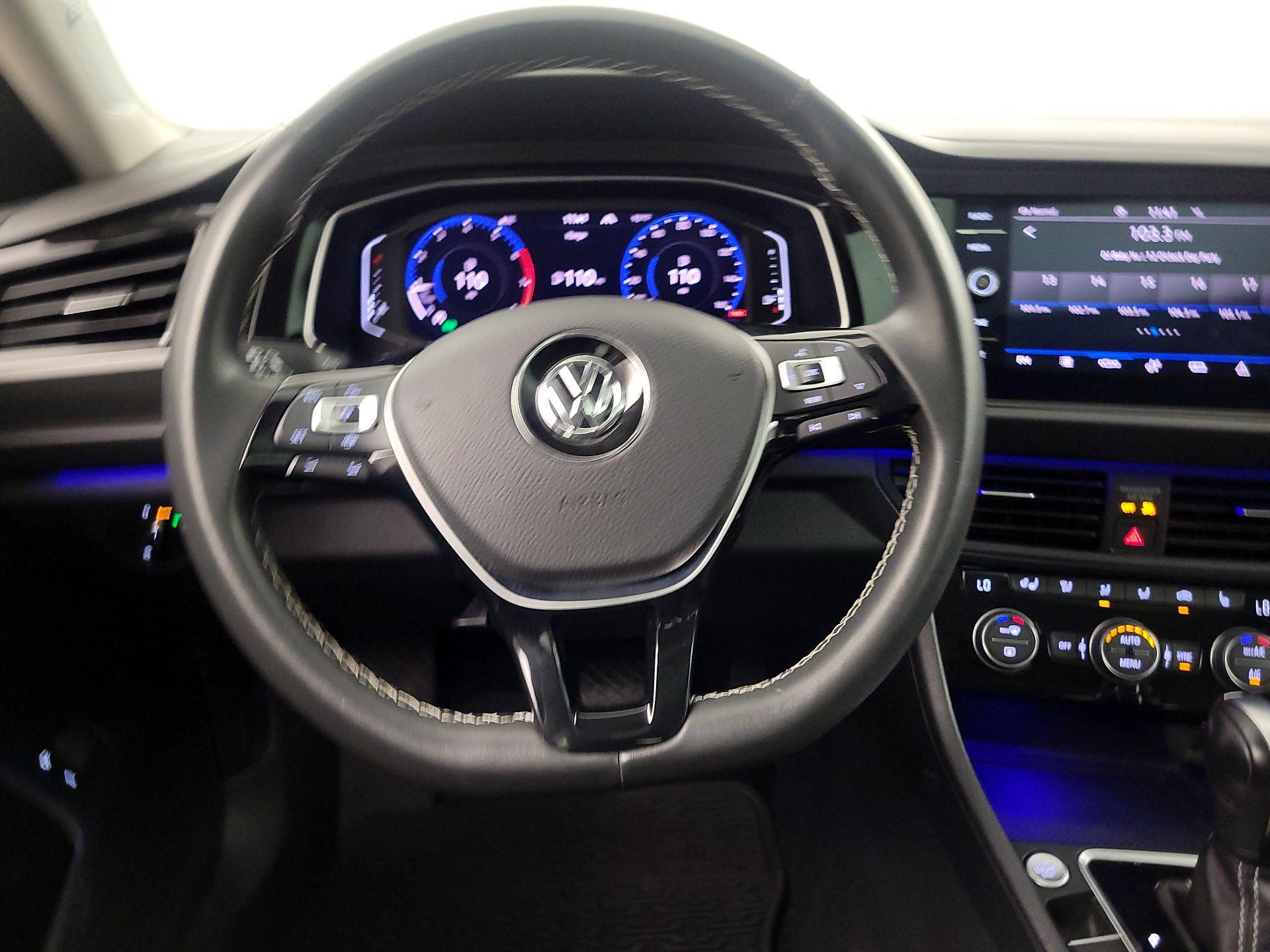 Thumbnail: 2021 Volkswagen Jetta - 10