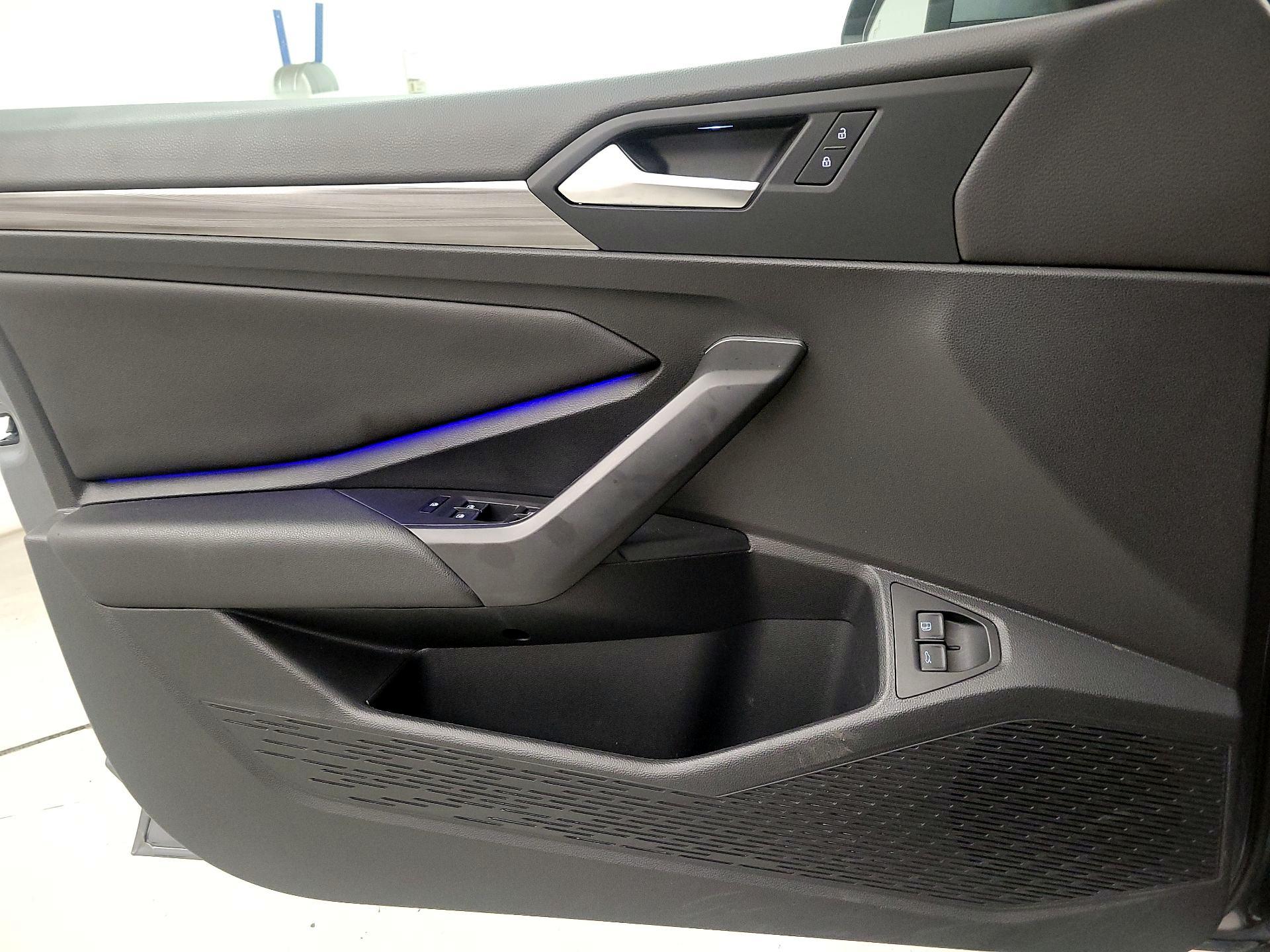 Thumbnail: 2021 Volkswagen Jetta - 12