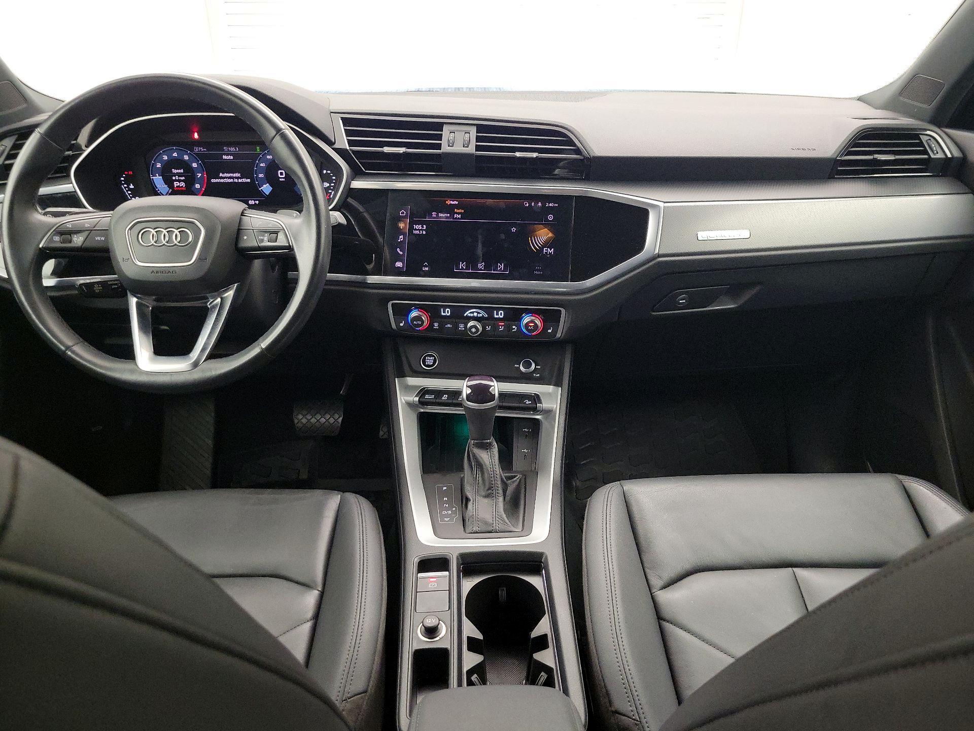 Thumbnail: 2023 Audi Q3 - 9