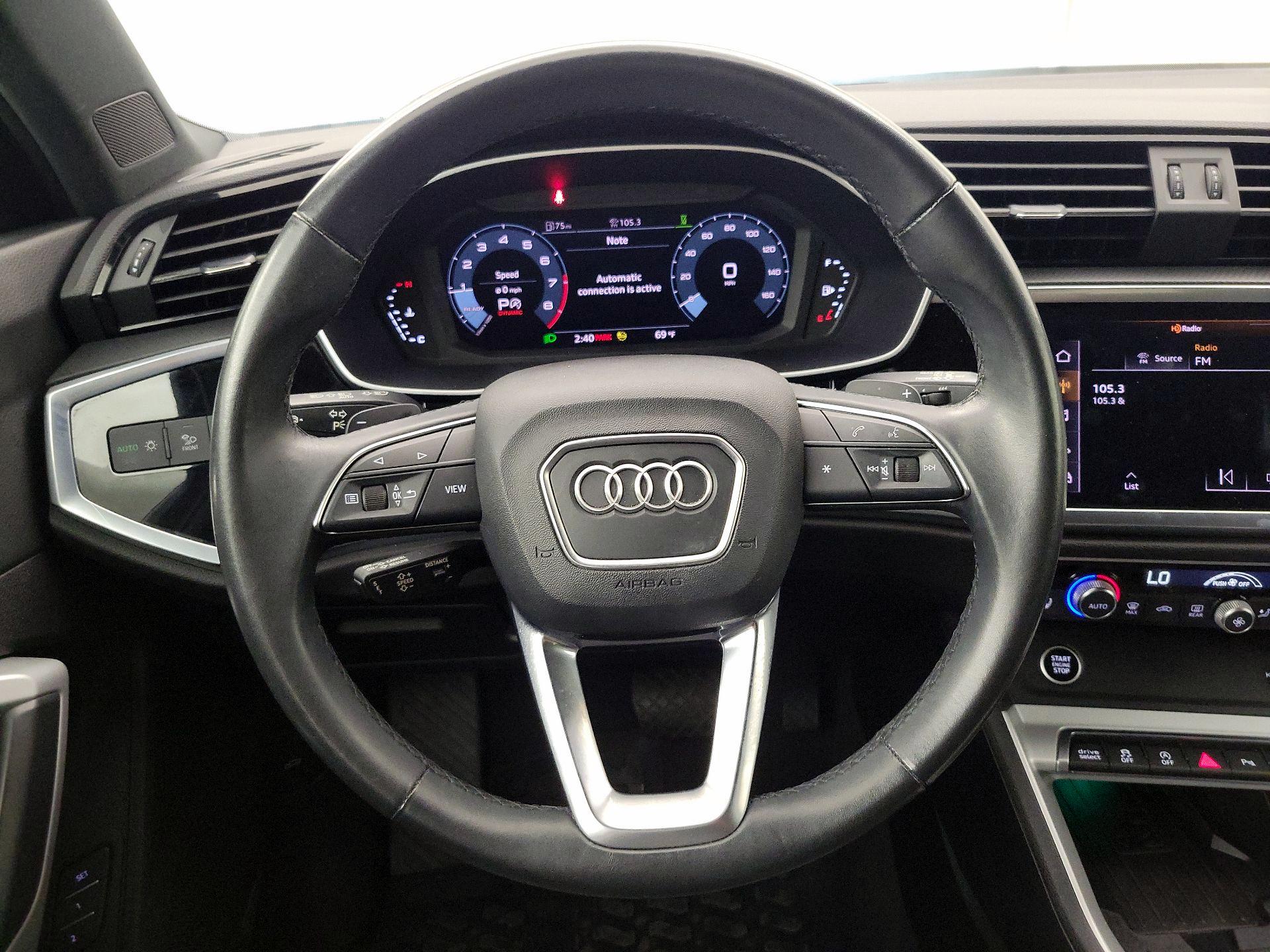 Thumbnail: 2023 Audi Q3 - 10