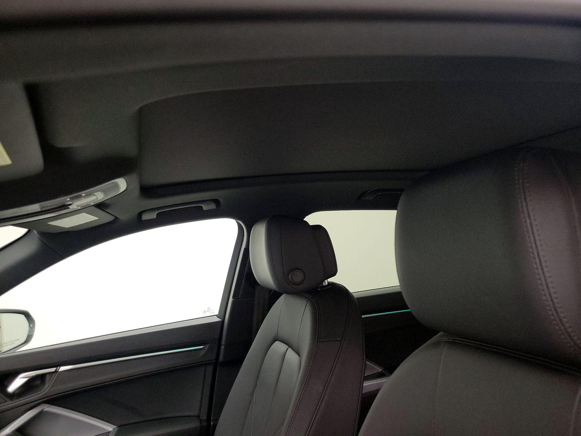 Thumbnail: 2023 Audi Q3 - 19