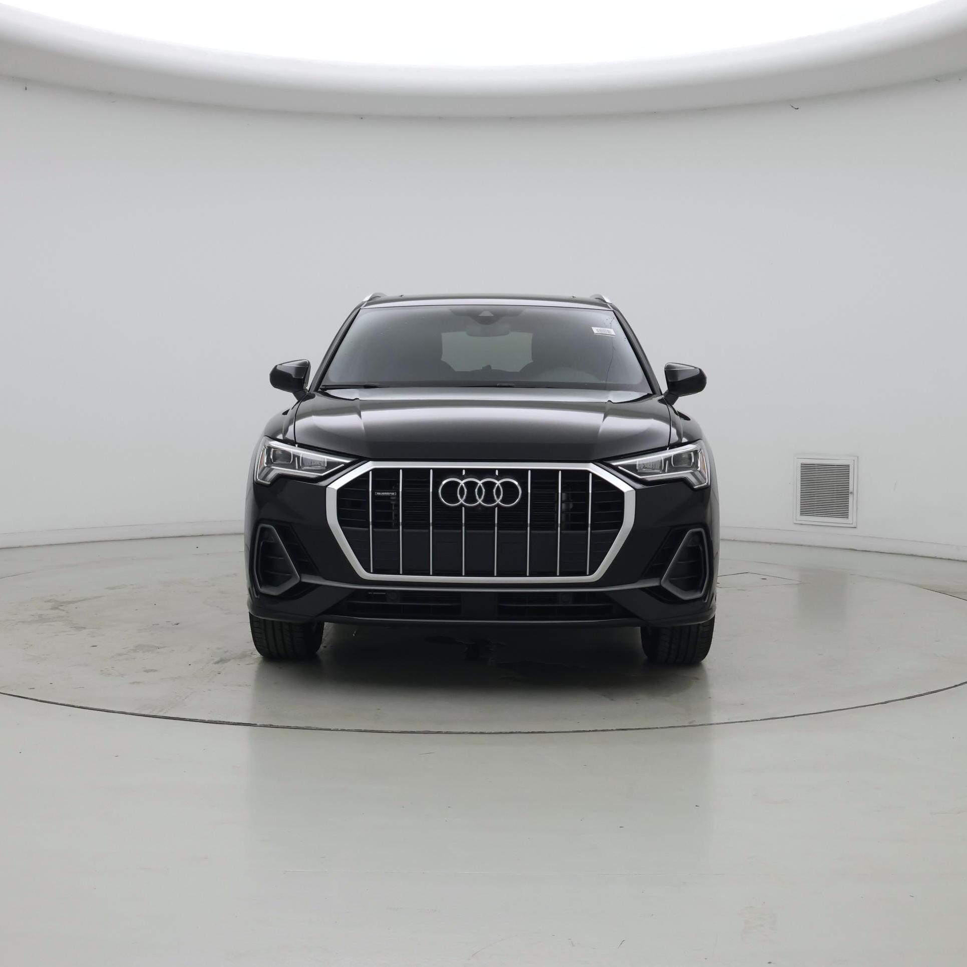 Thumbnail: 2023 Audi Q3 - 5