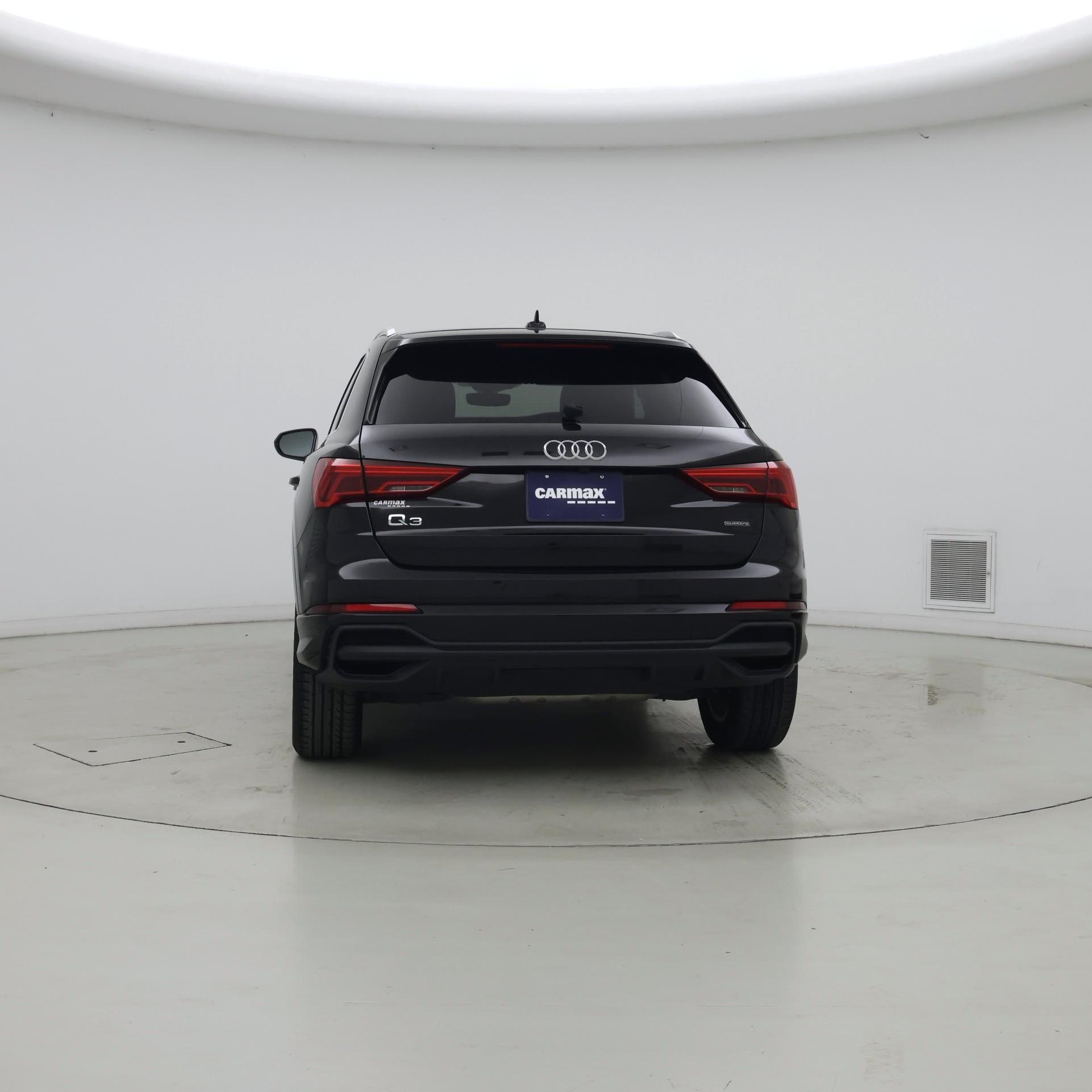Thumbnail: 2023 Audi Q3 - 6