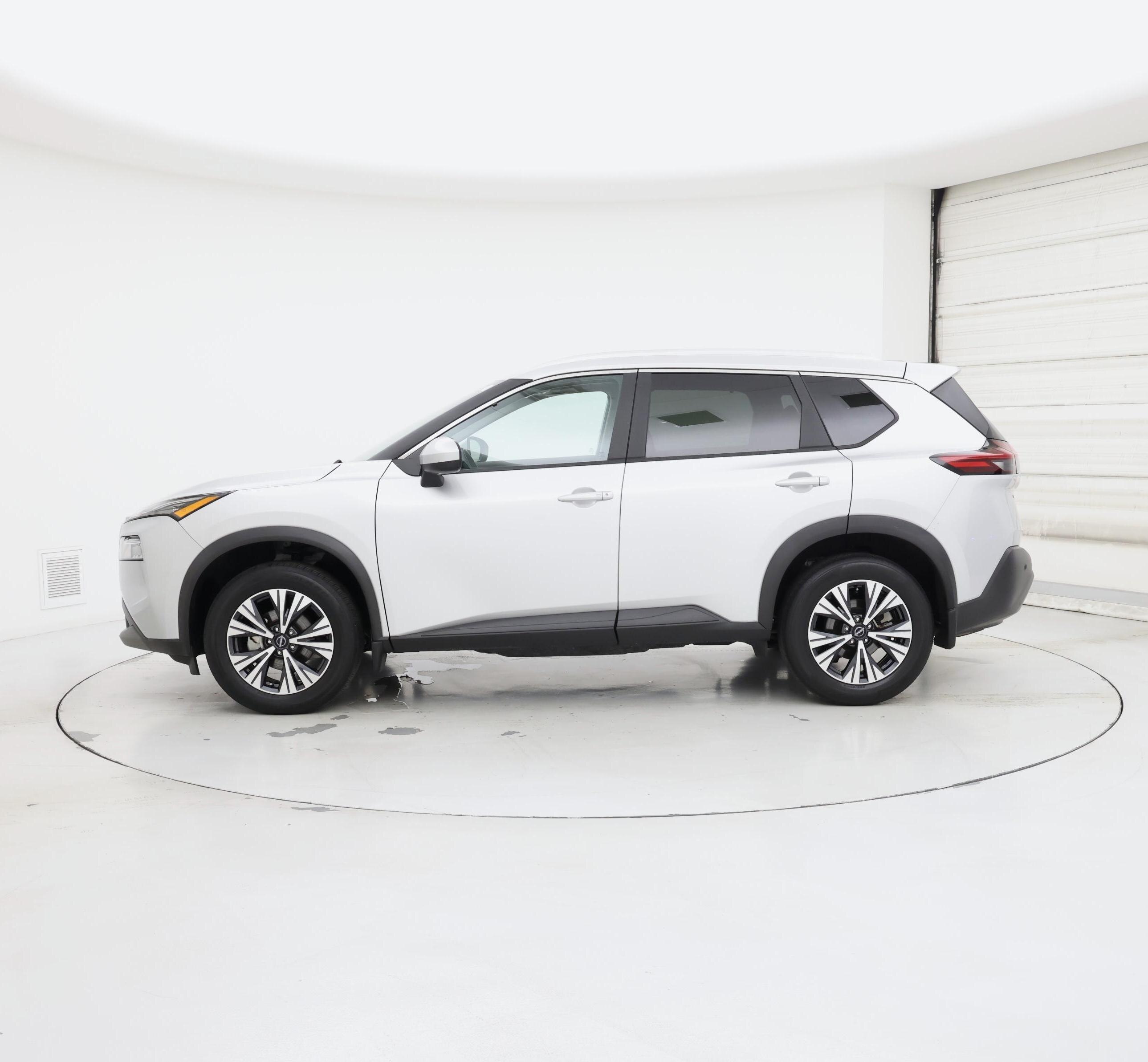 Thumbnail: 2023 Nissan Rogue - 3
