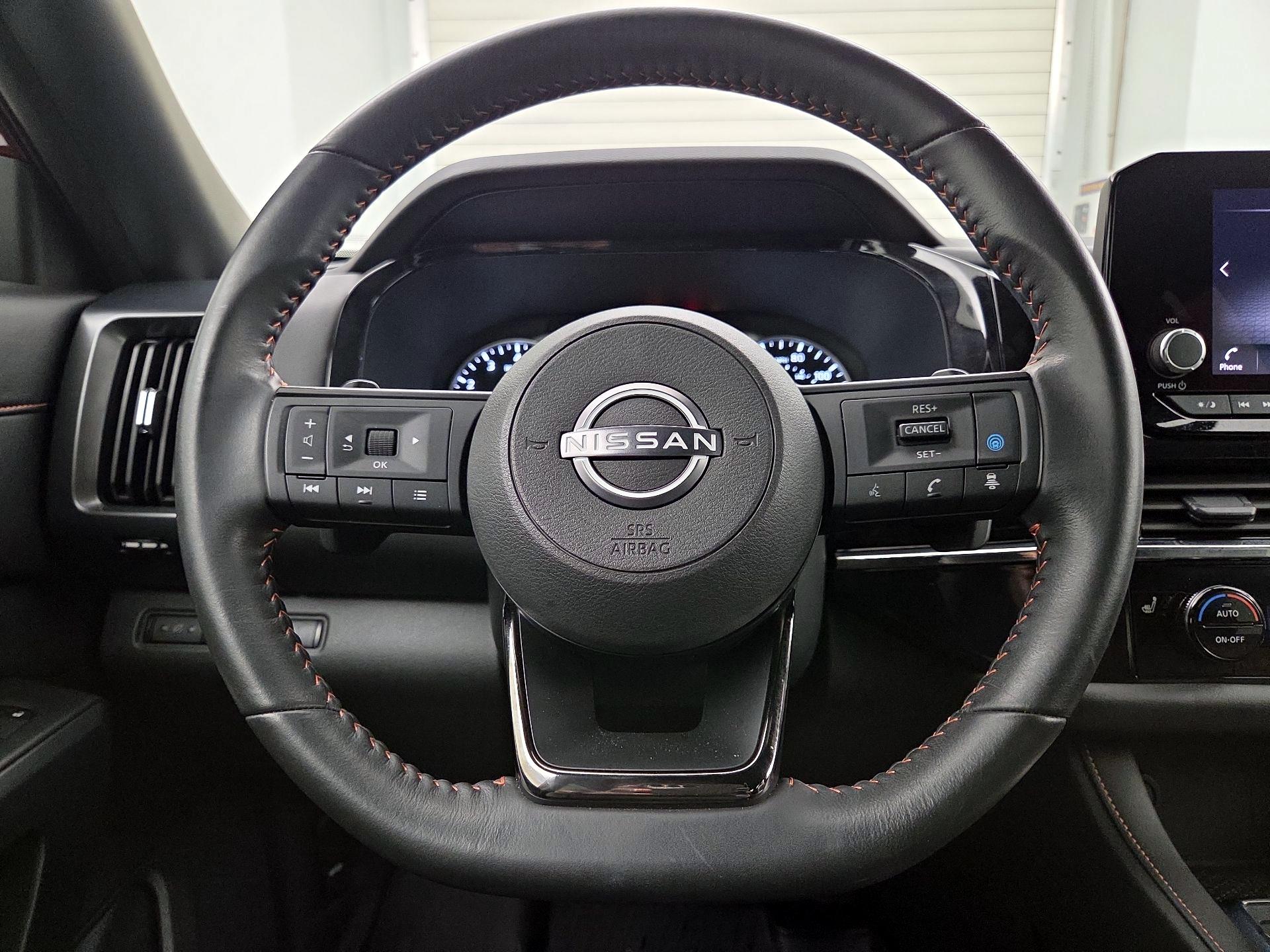 Thumbnail: 2024 Nissan Pathfinder - 10