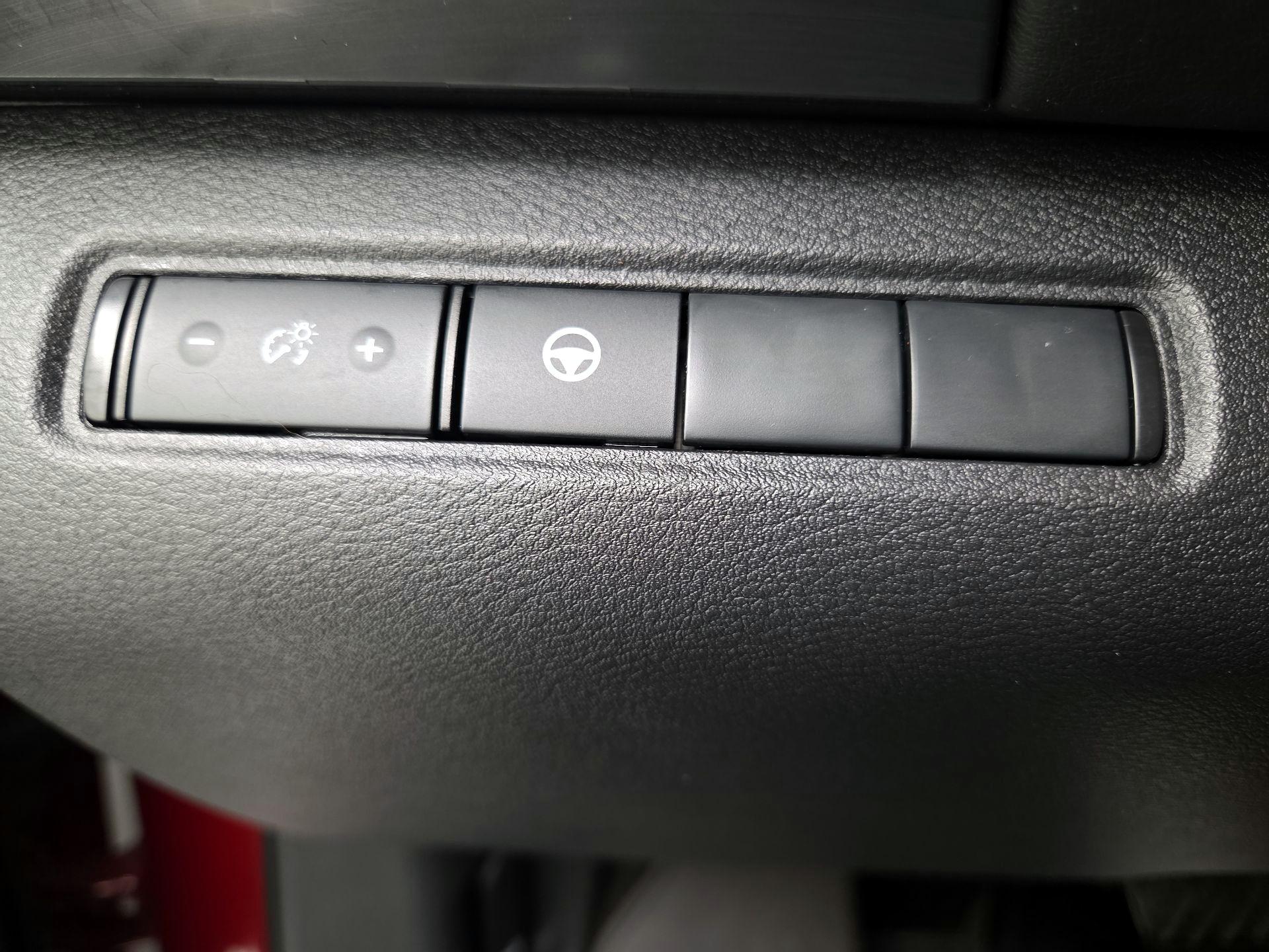 Thumbnail: 2024 Nissan Pathfinder - 13