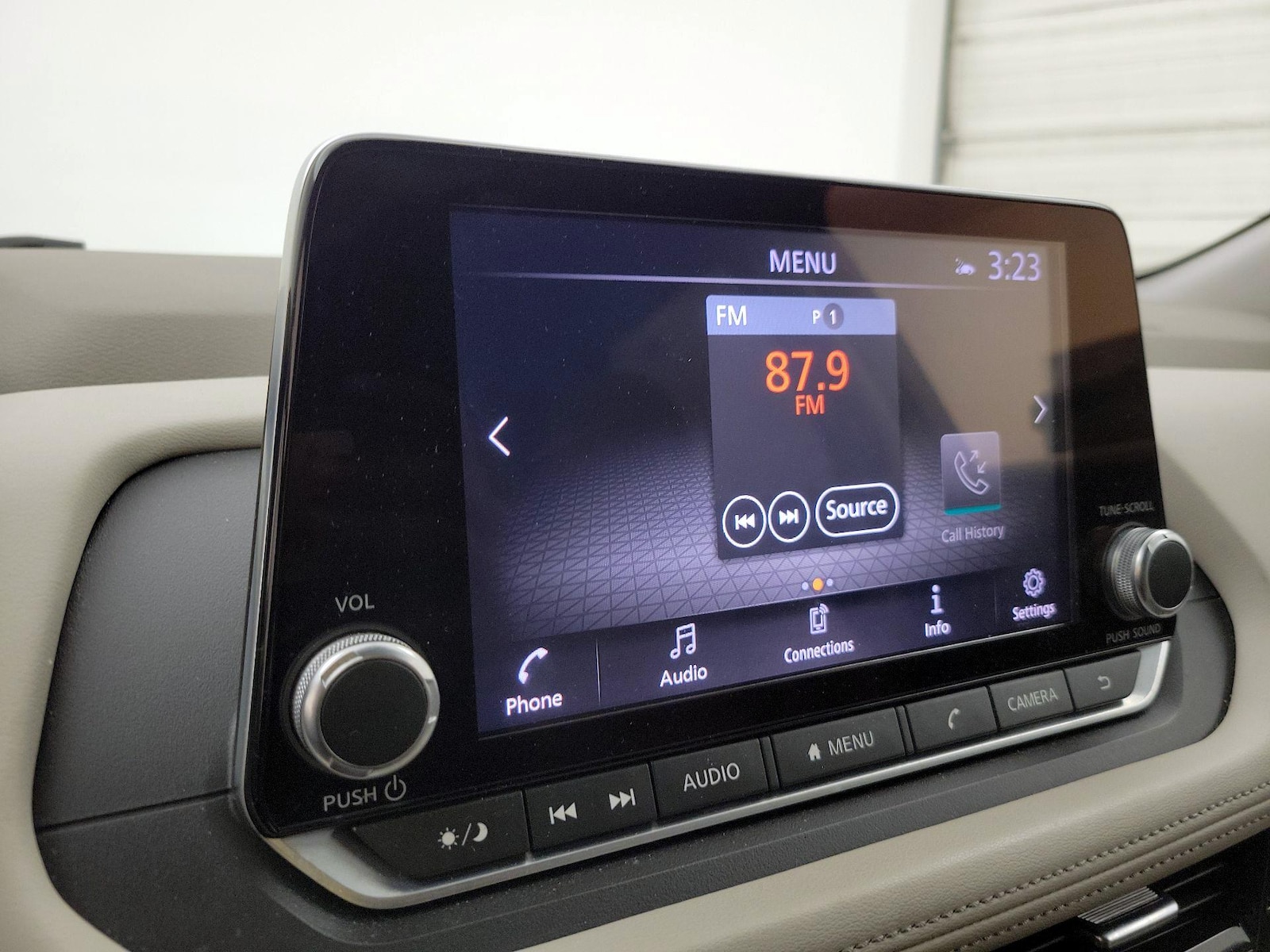 2021 Nissan Rogue SV - Photo 16