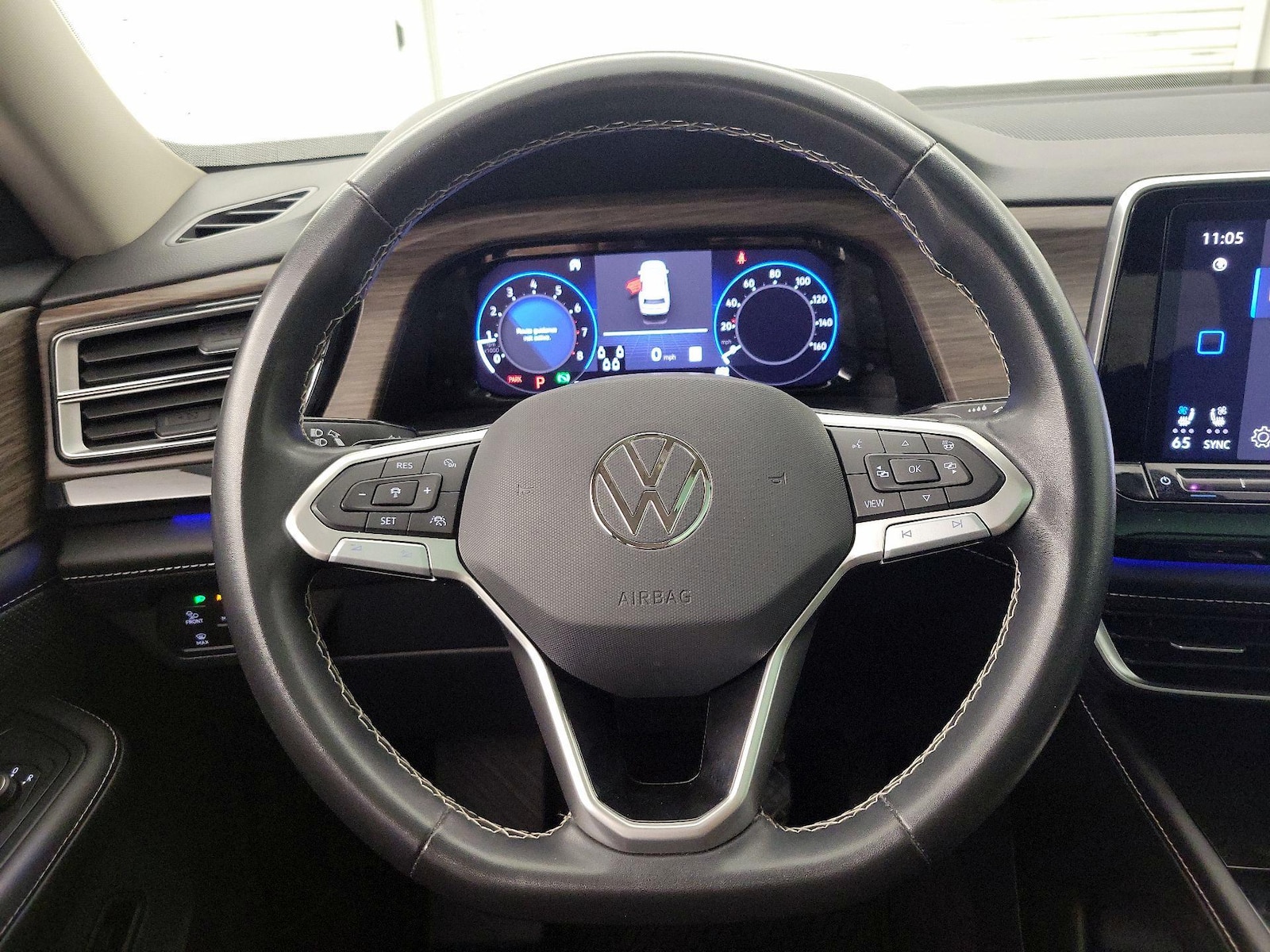 2024 Volkswagen Atlas SEL - Photo 11