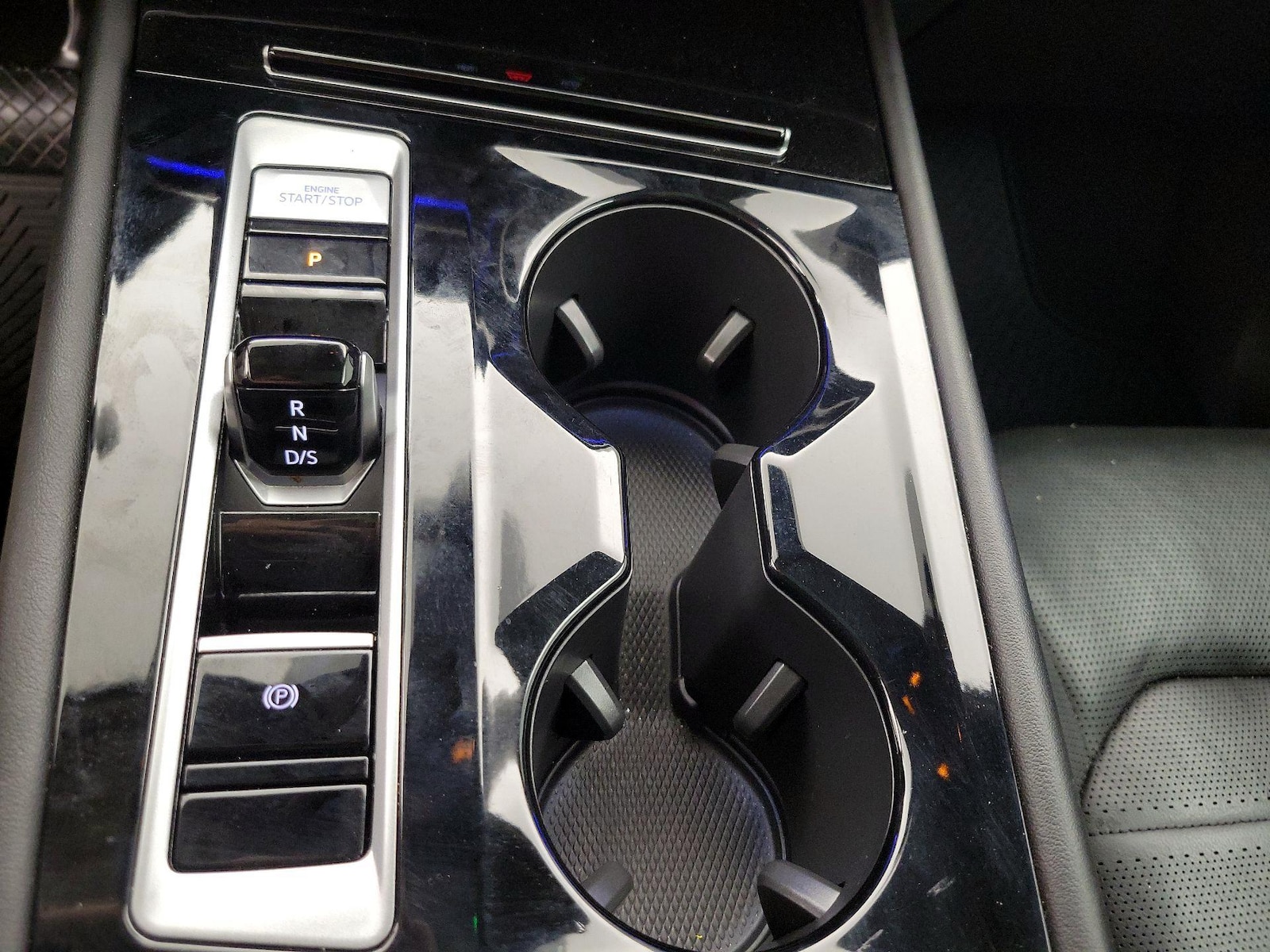 2024 Volkswagen Atlas SEL - Photo 19
