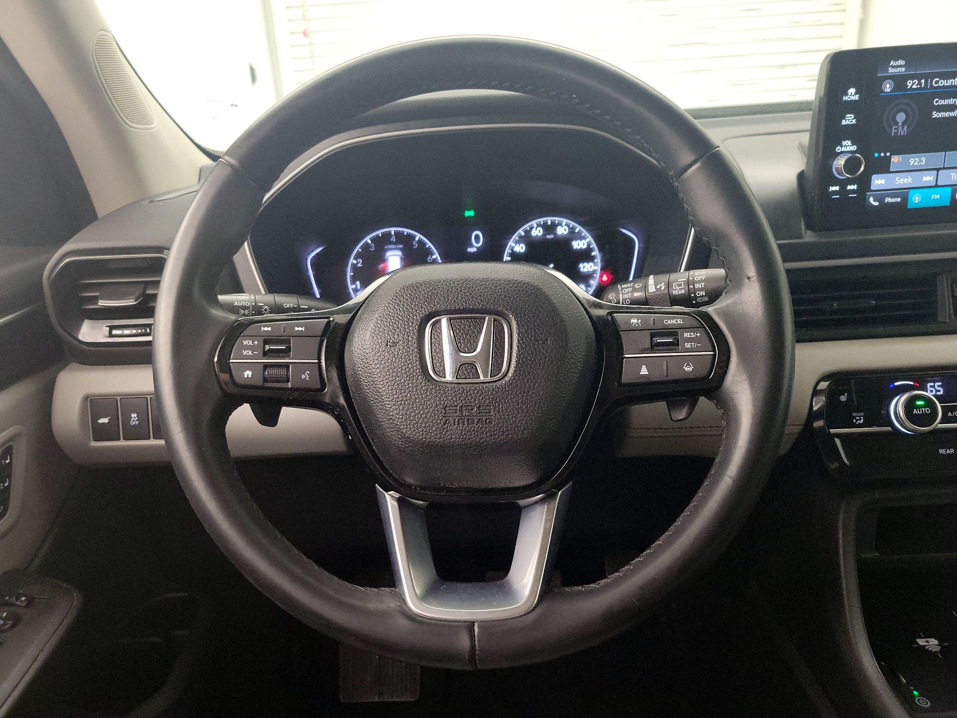 Thumbnail: 2023 Honda Pilot - 10