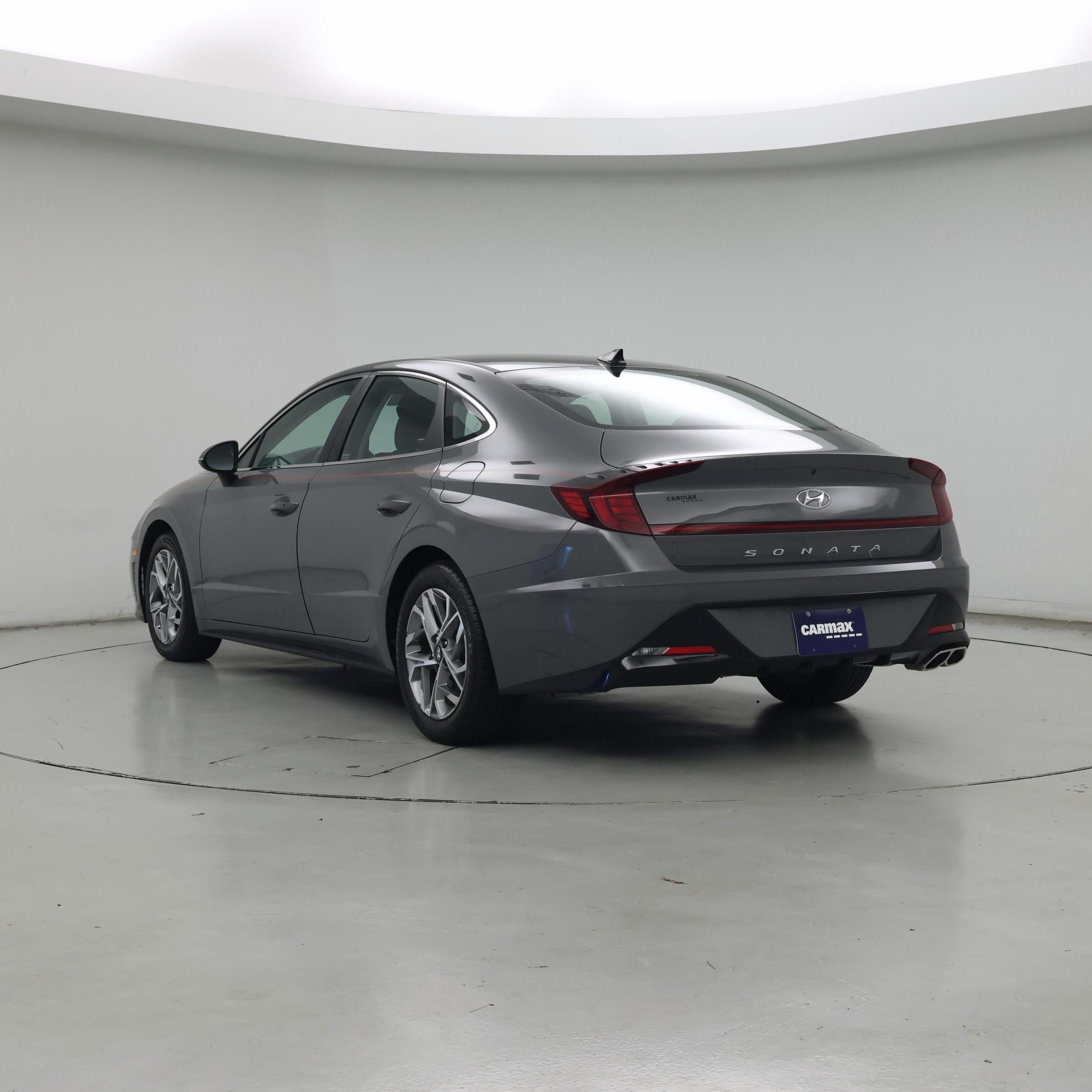 Thumbnail: 2023 Hyundai Sonata - 2
