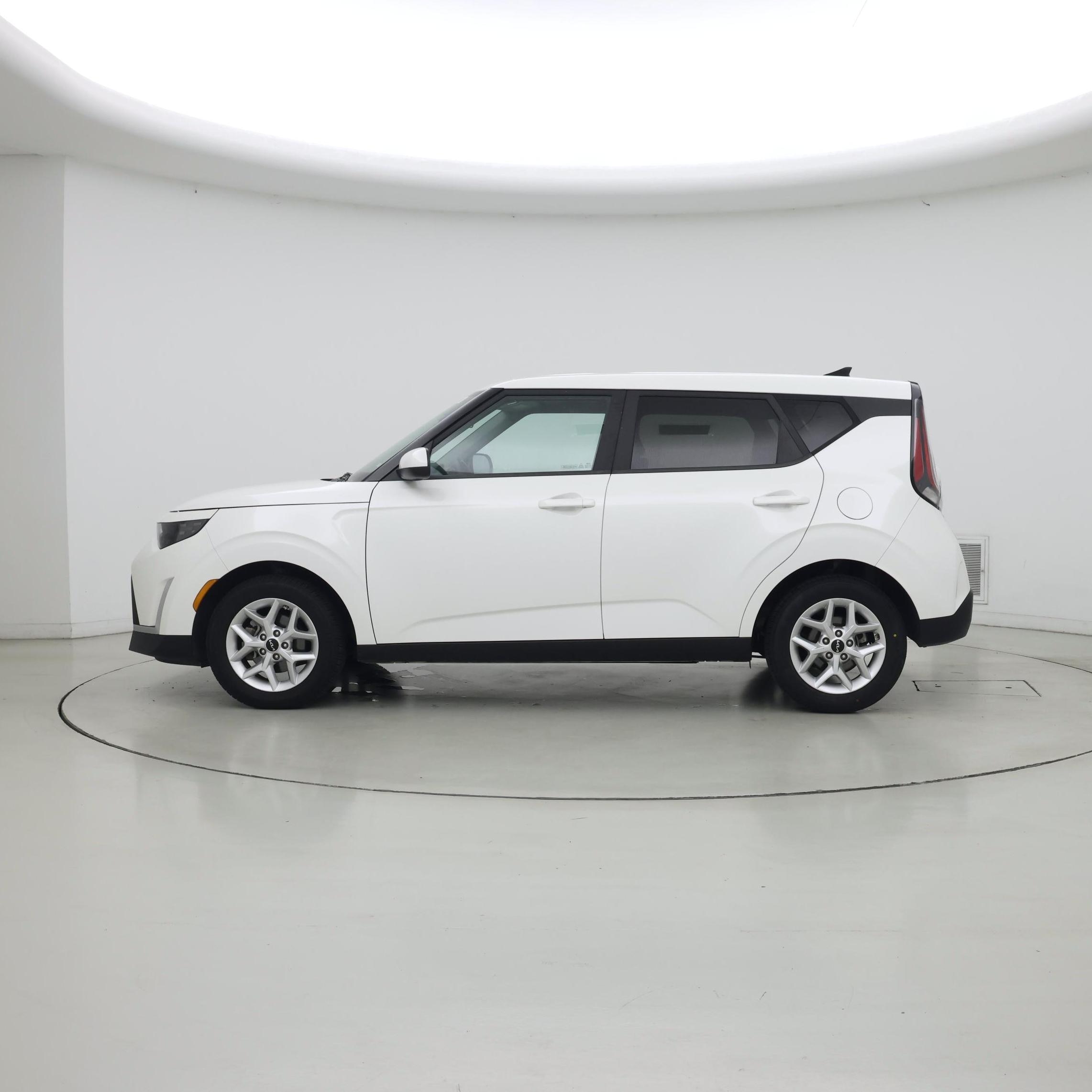 Thumbnail: 2024 Kia Soul - 3