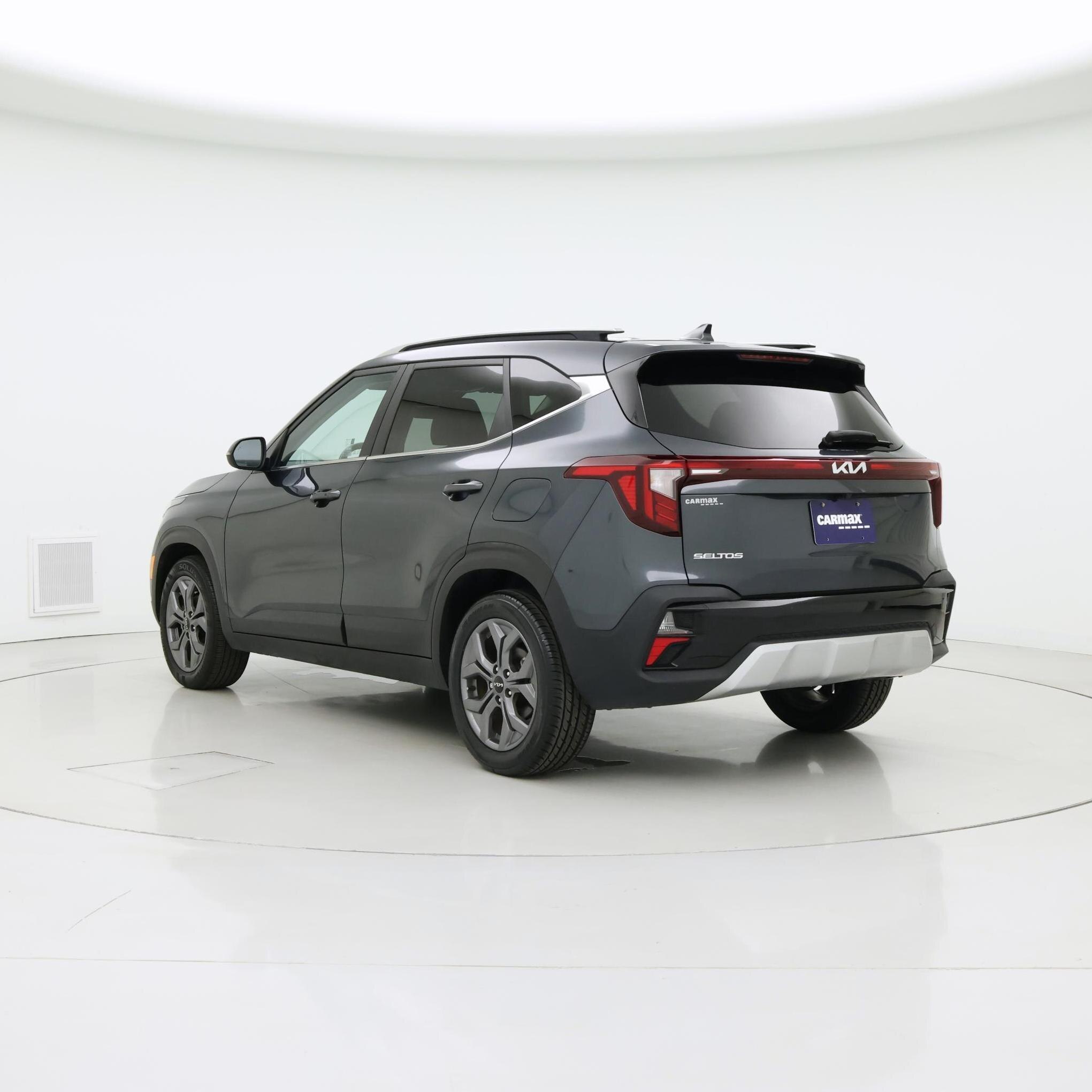 Thumbnail: 2024 Kia Seltos - 2