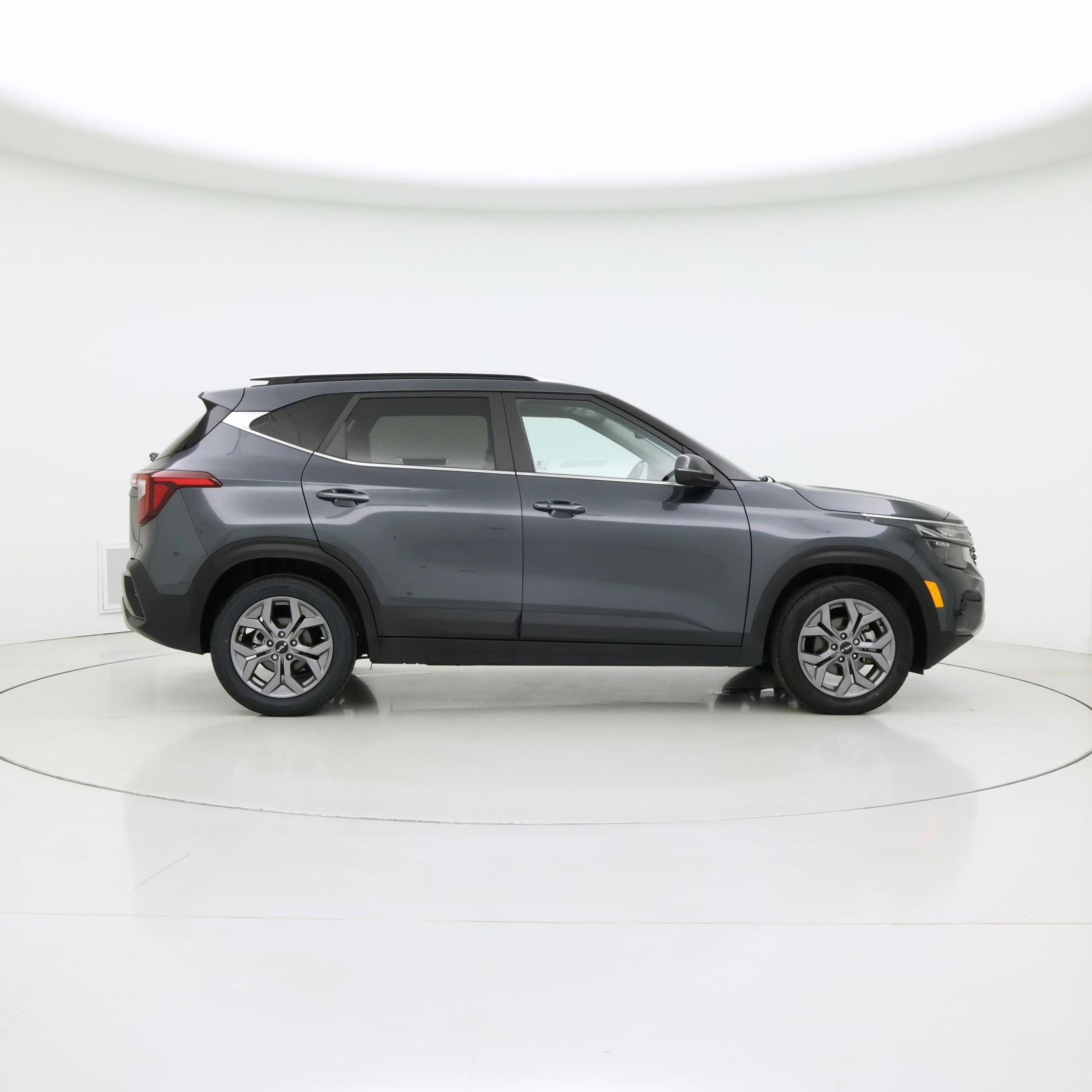 Thumbnail: 2024 Kia Seltos - 7