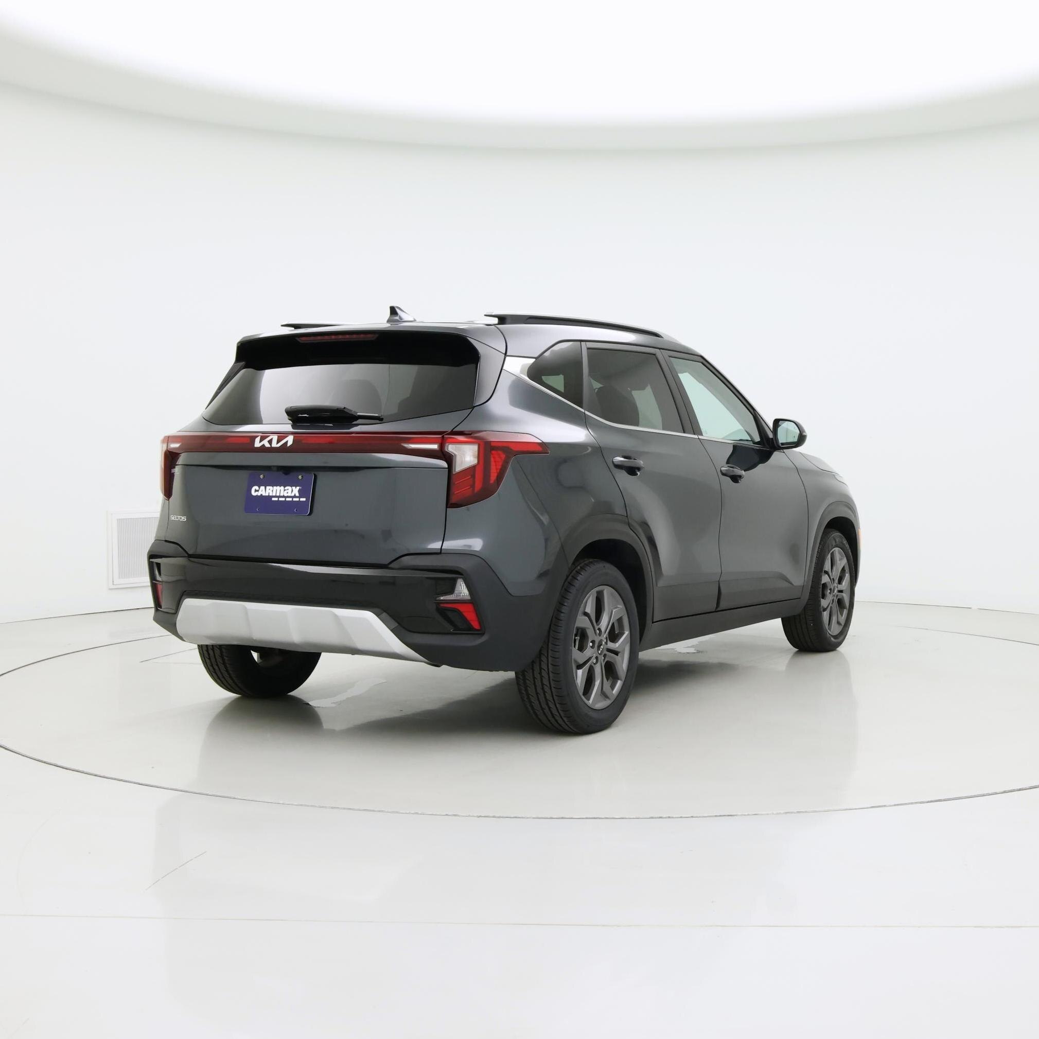 Thumbnail: 2024 Kia Seltos - 8