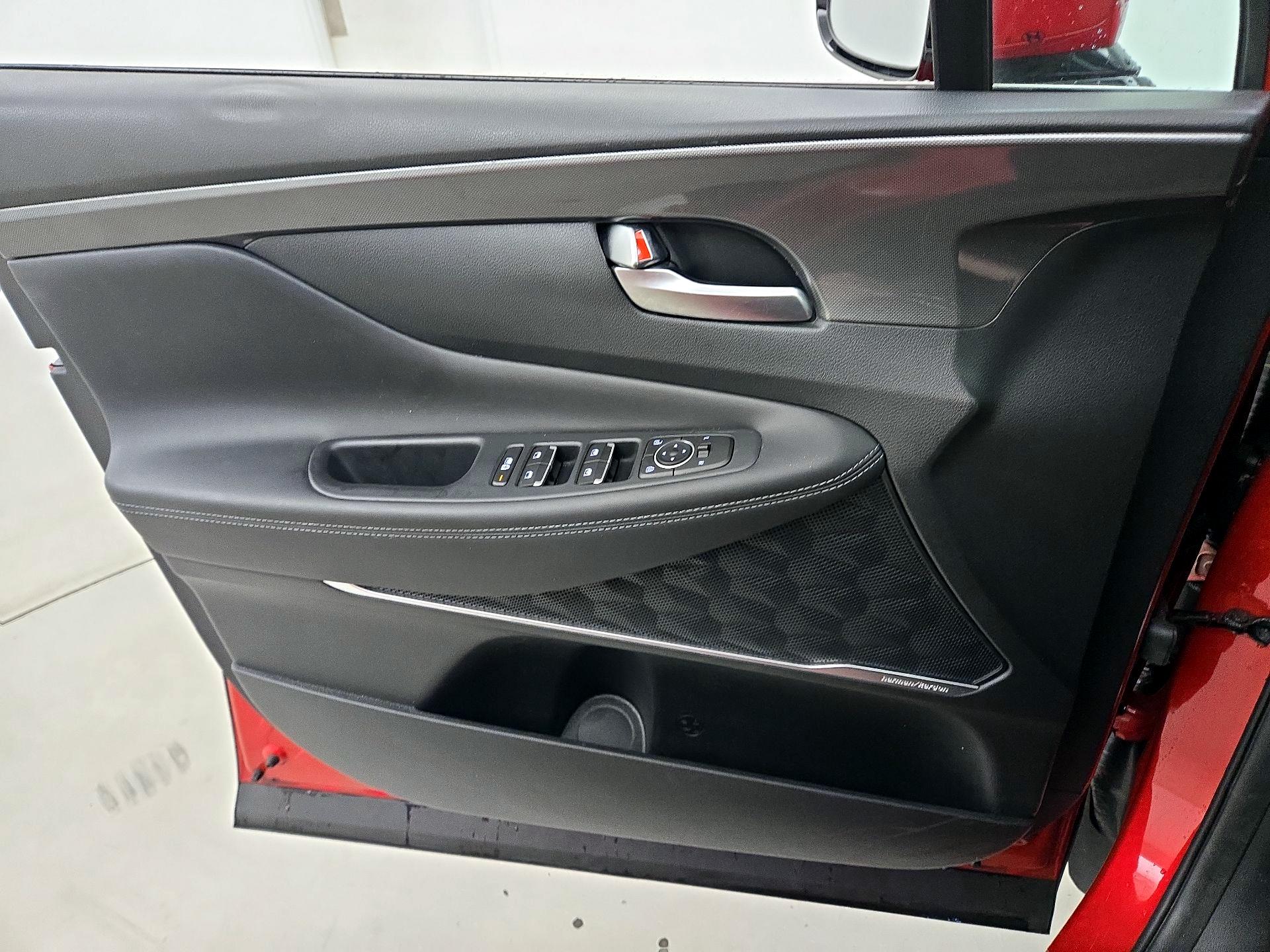 Thumbnail: 2023 Hyundai Santa Fe - 12