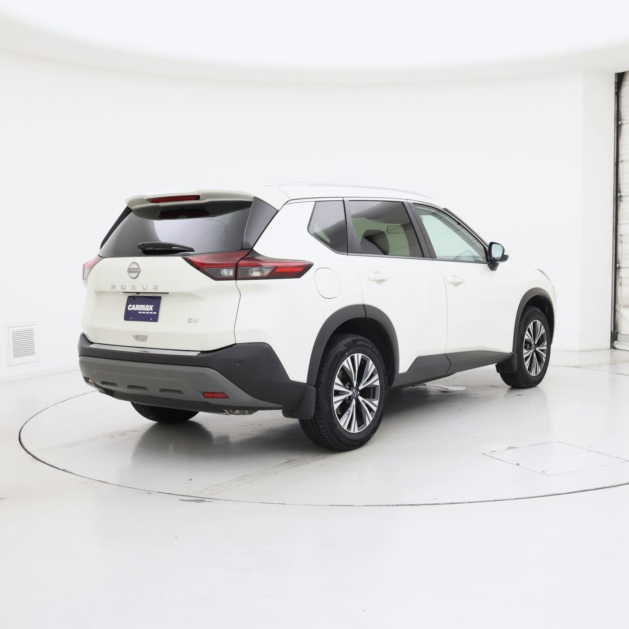Thumbnail: 2023 Nissan Rogue - 8