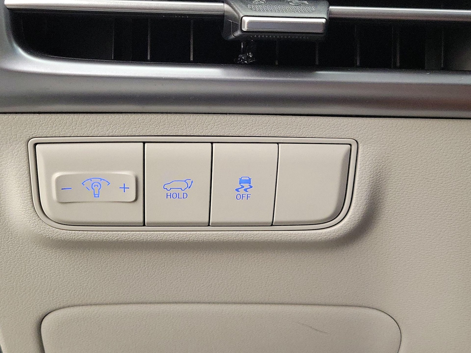 2025 Hyundai Tucson SEL - Photo 14