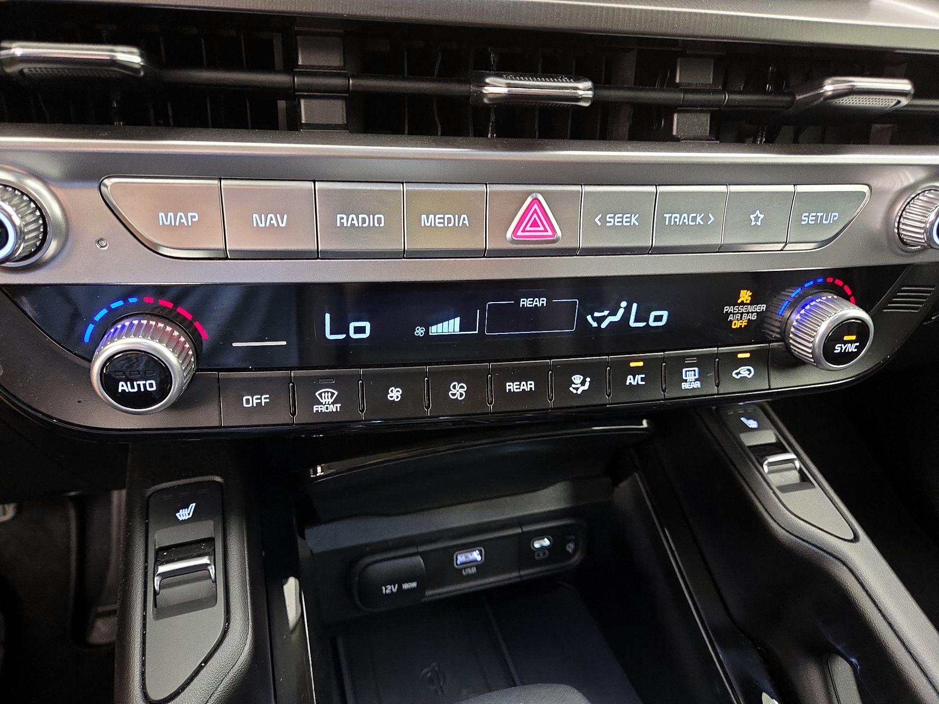 Thumbnail: 2025 Kia Telluride - 17