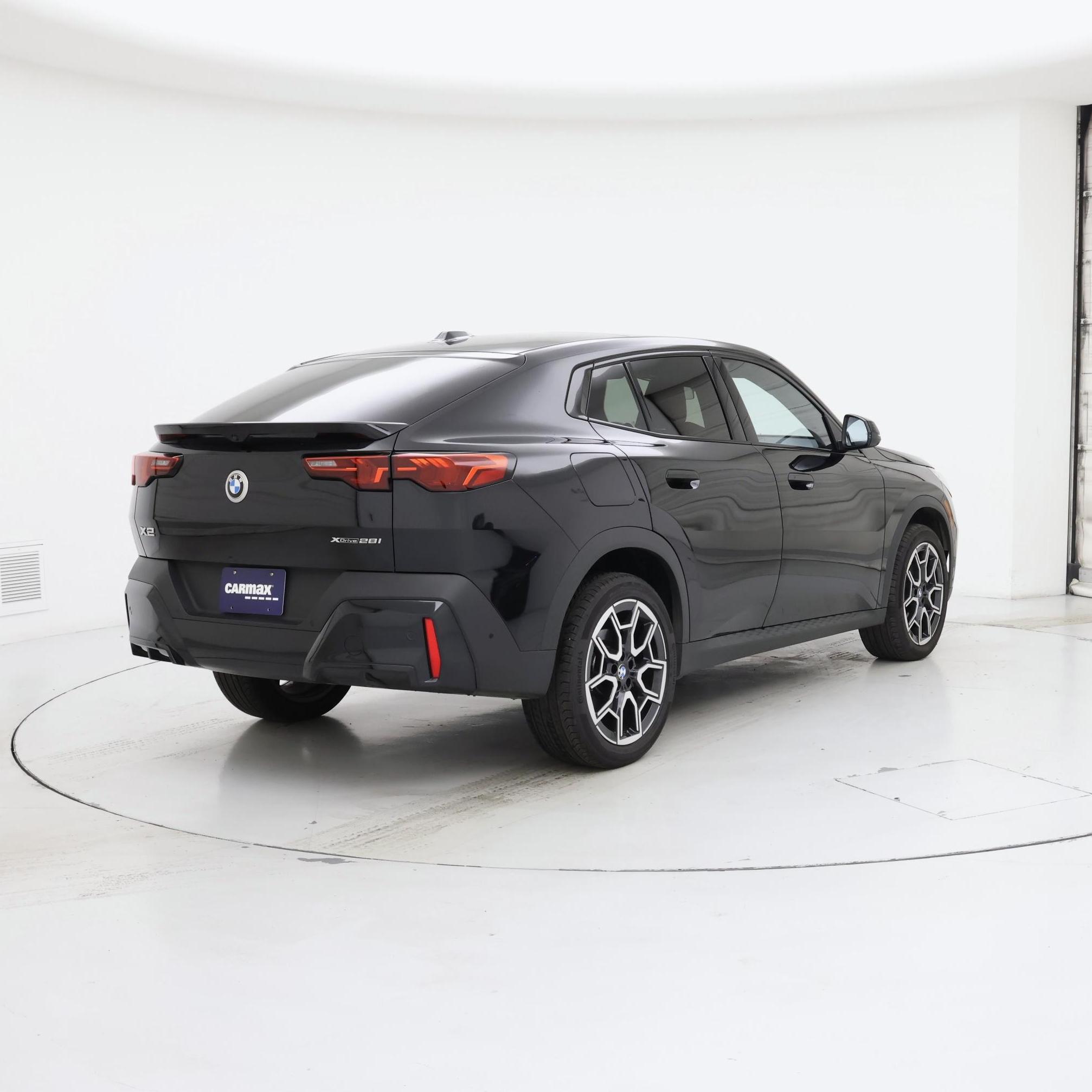 Thumbnail: 2025 BMW X2 - 8