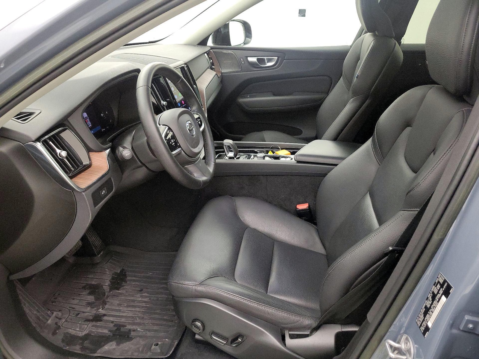 Power Seat(s) & Leather Seats