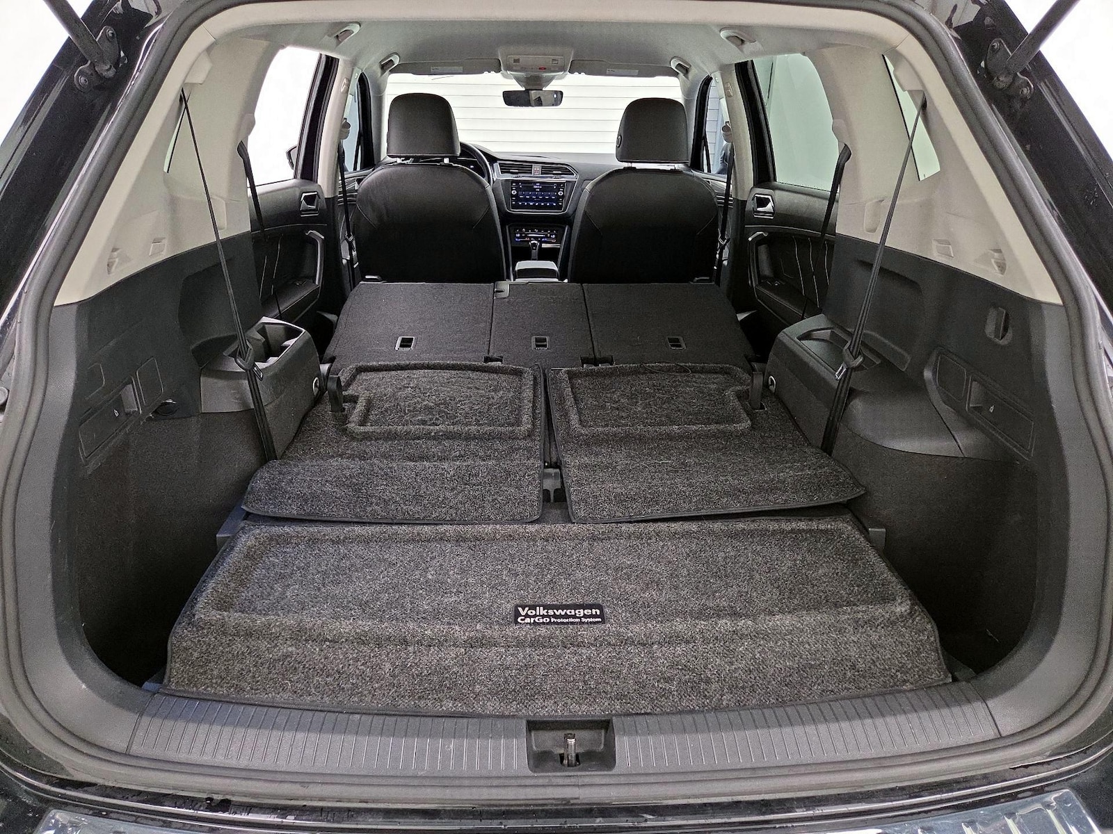 2022 Volkswagen Tiguan SE - Photo 22