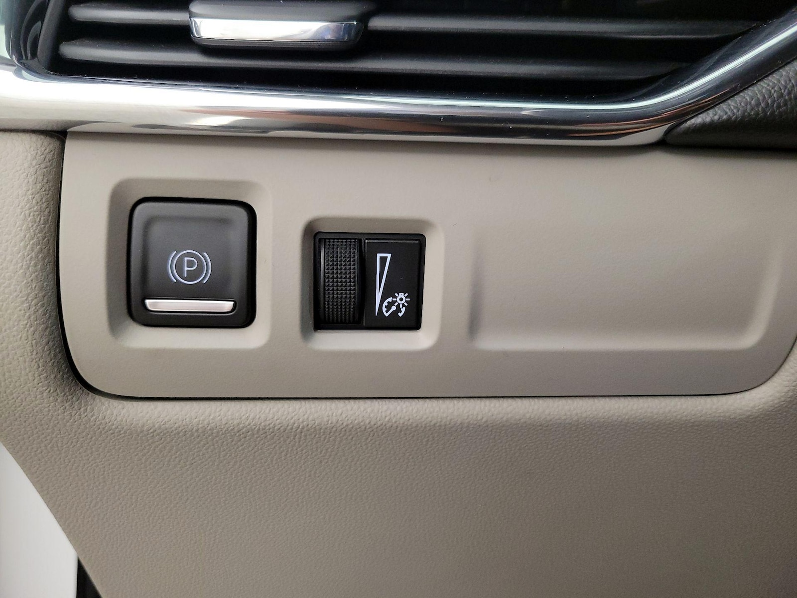2023 Cadillac XT4 Luxury - Photo 14