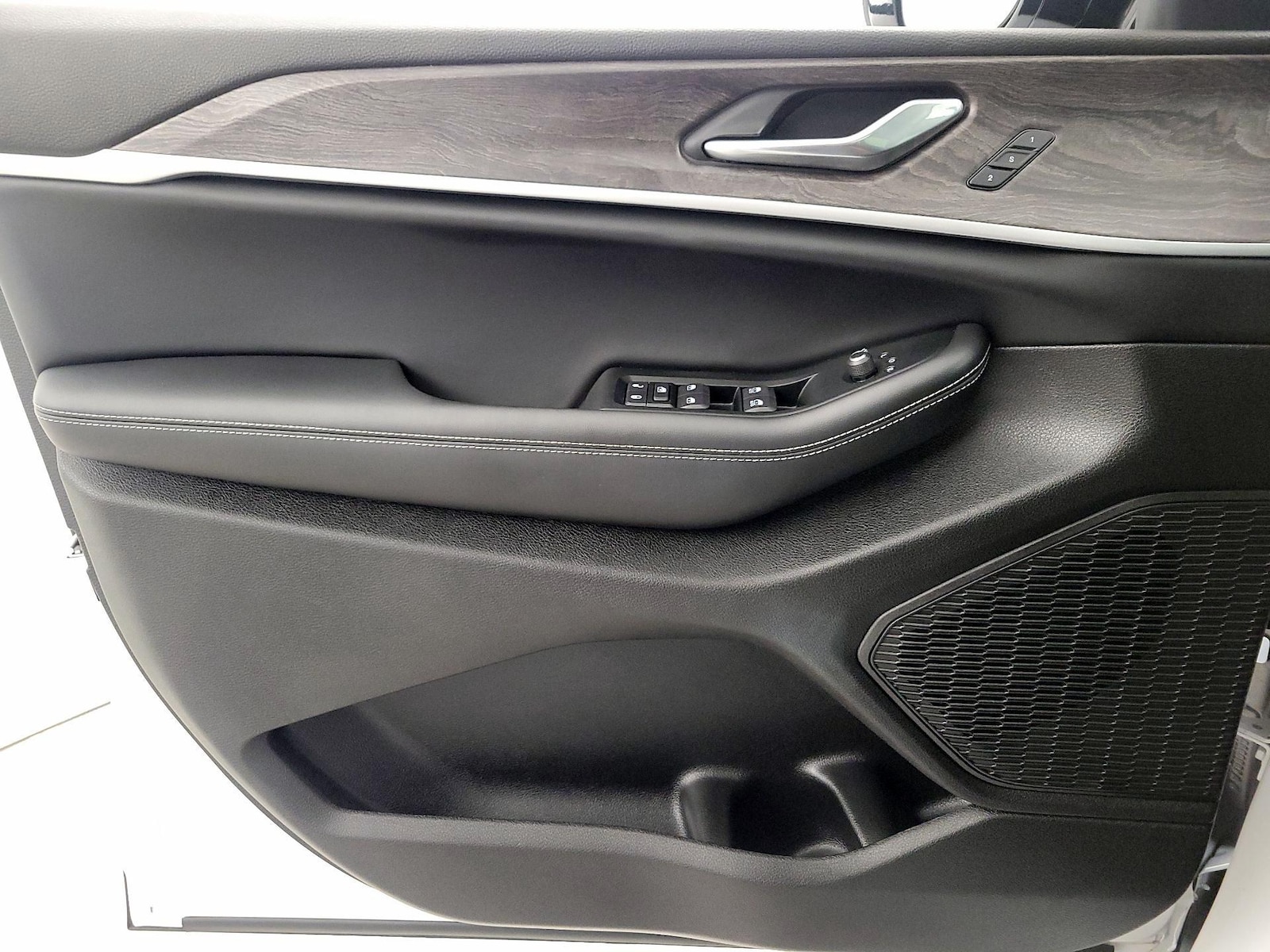 2025 Jeep Grand Cherokee Limited - Photo 13