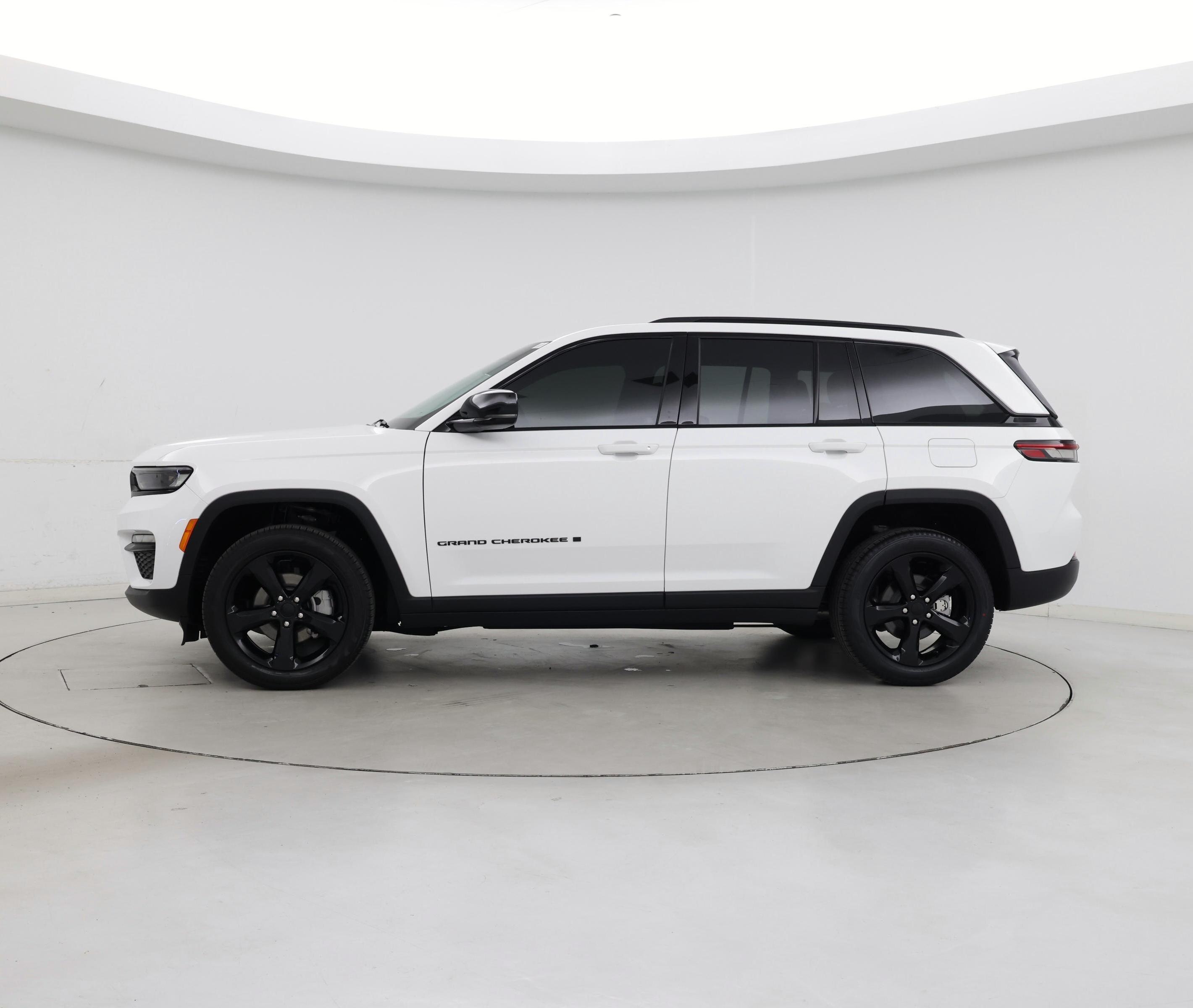 Thumbnail: 2025 Jeep Grand Cherokee - 3