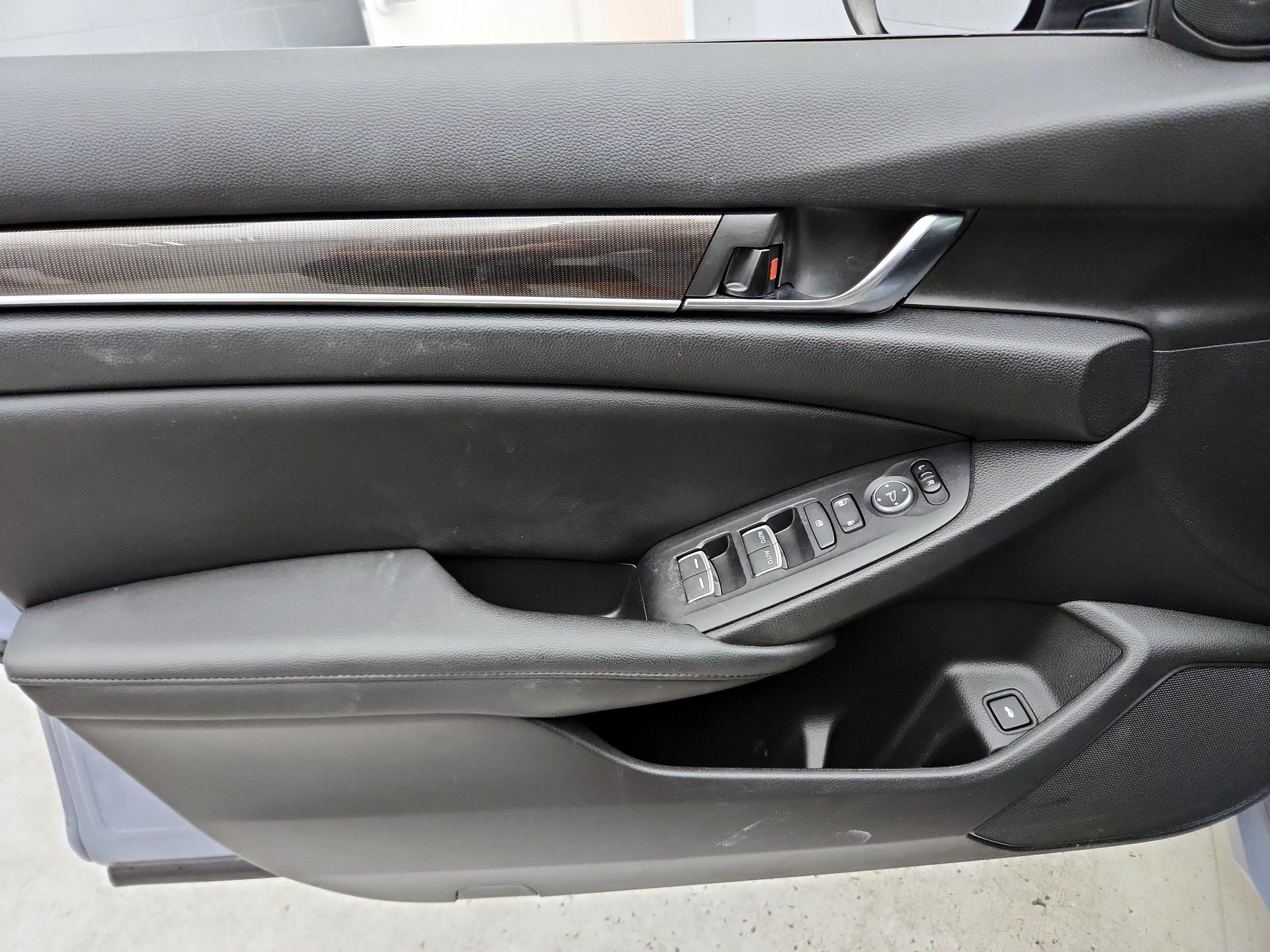 Thumbnail: 2021 Honda Accord - 12