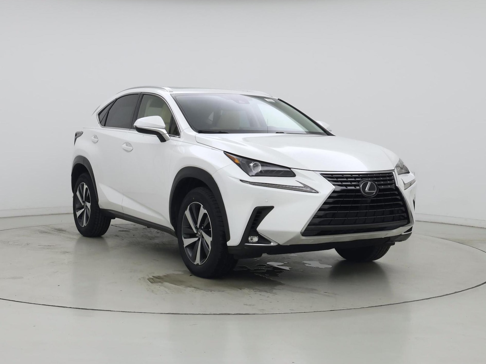 2021 Lexus NX 300 - Photo 2
